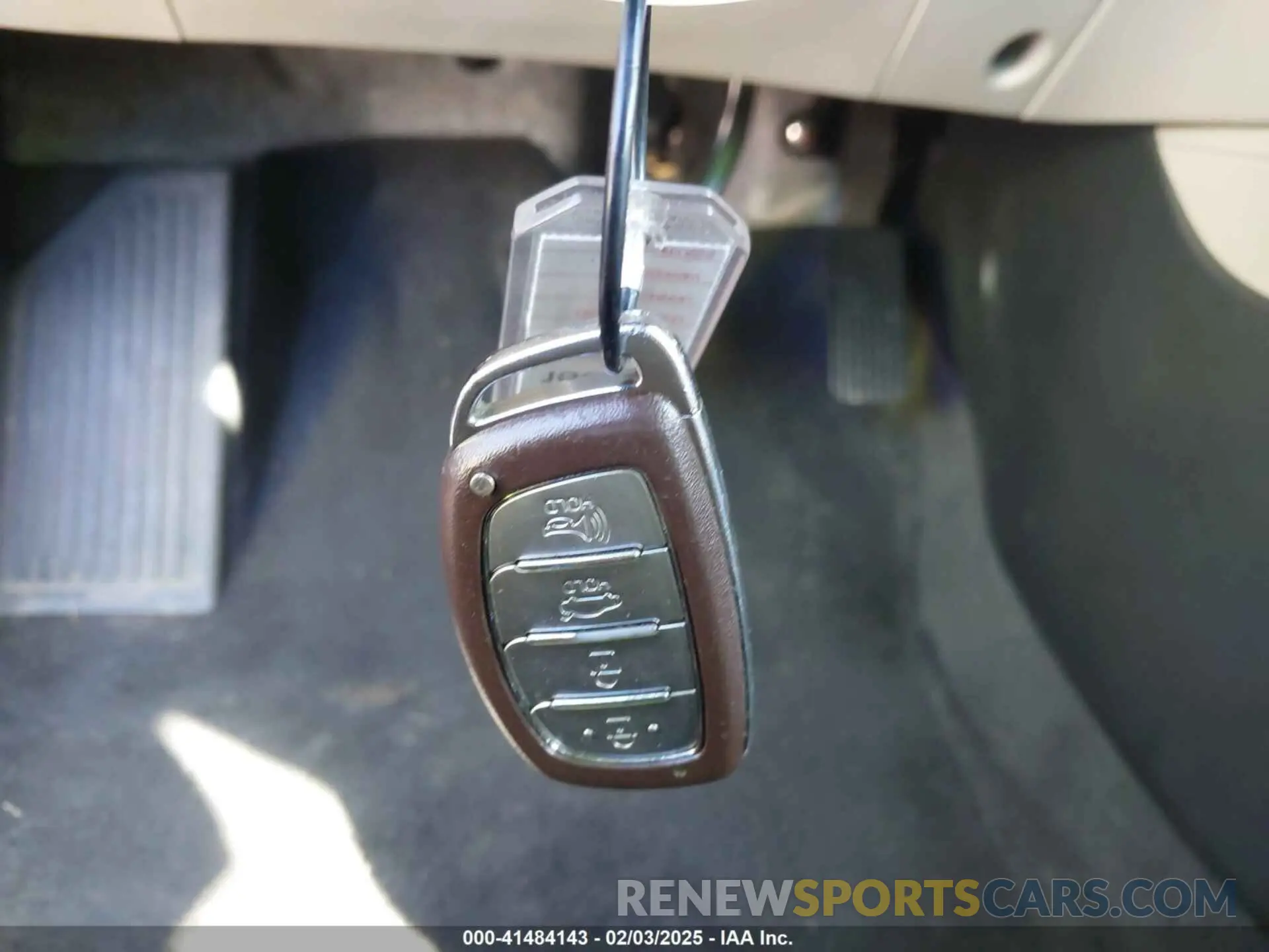 11 fotografías del automóvil dañado KMHD84LF3LU085183 HYUNDAI ELANTRA 2020