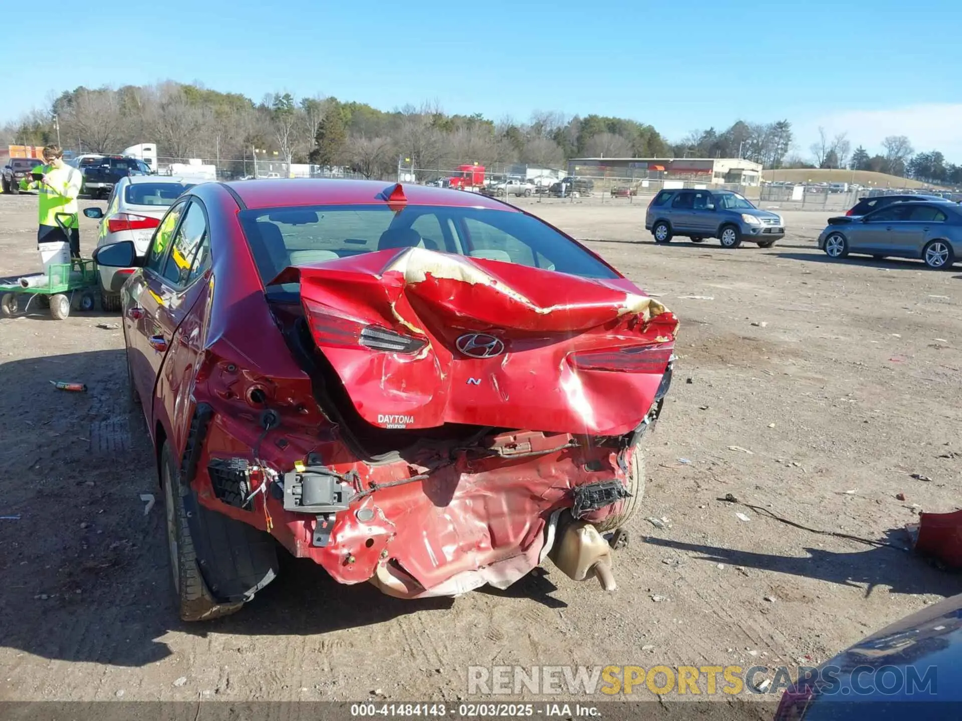 6 fotografías del automóvil dañado KMHD84LF3LU085183 HYUNDAI ELANTRA 2020