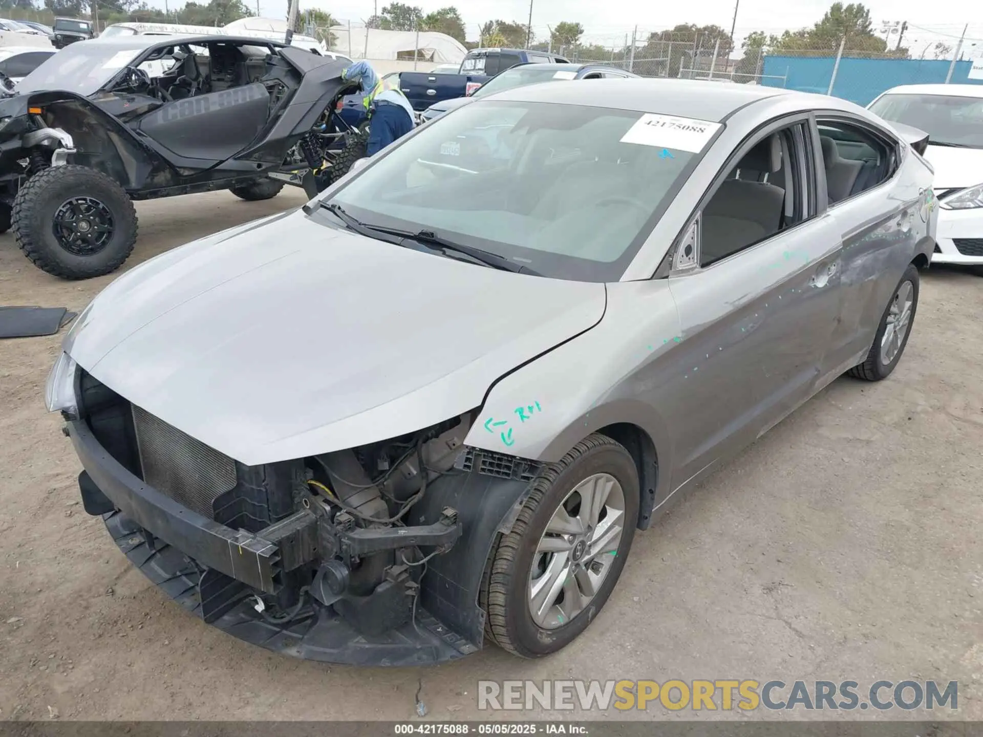 2 fotografías del automóvil dañado KMHD84LF3LU903902 HYUNDAI ELANTRA 2020