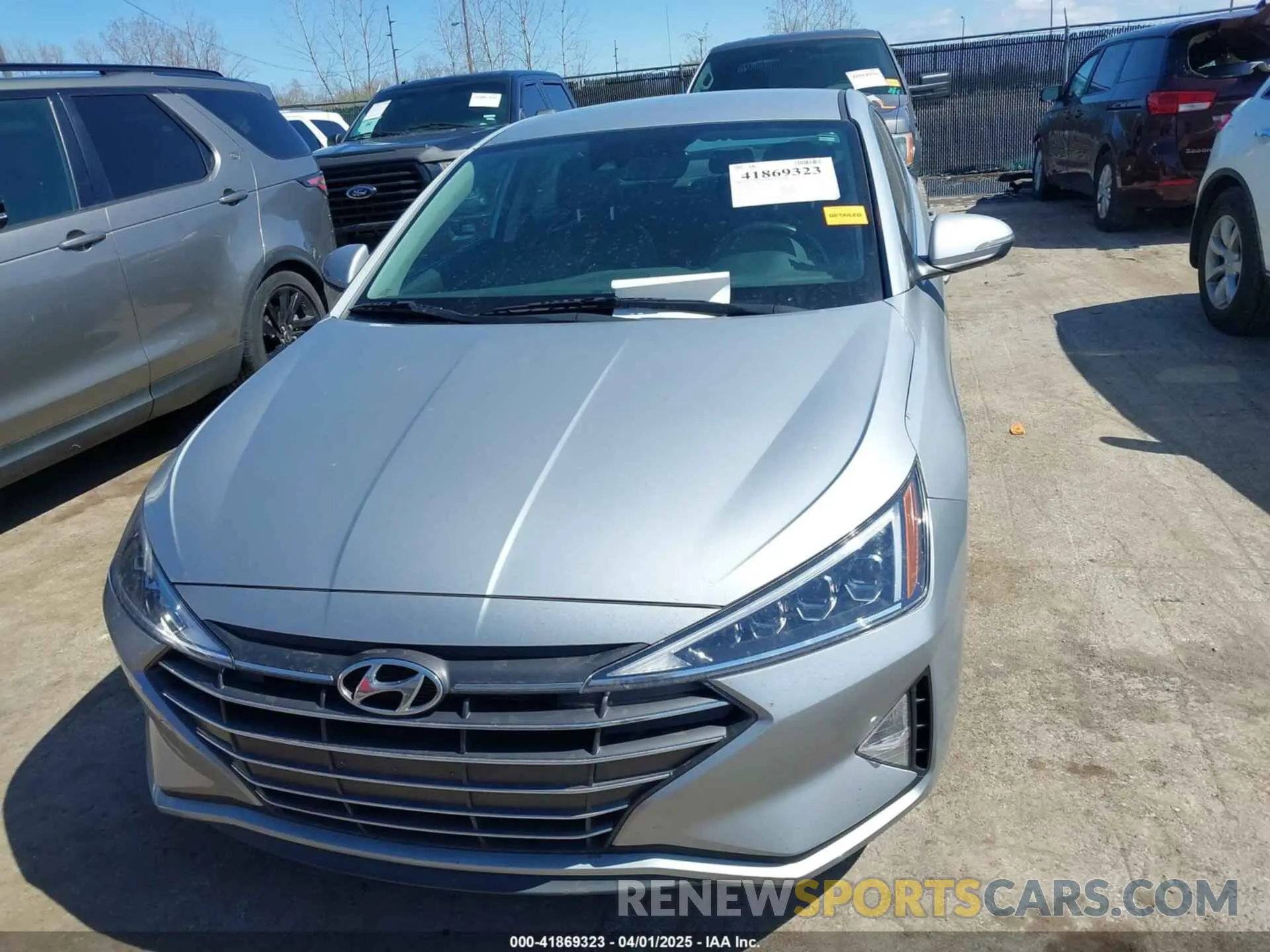 12 fotografías del automóvil dañado KMHD84LF3LU962335 HYUNDAI ELANTRA 2020