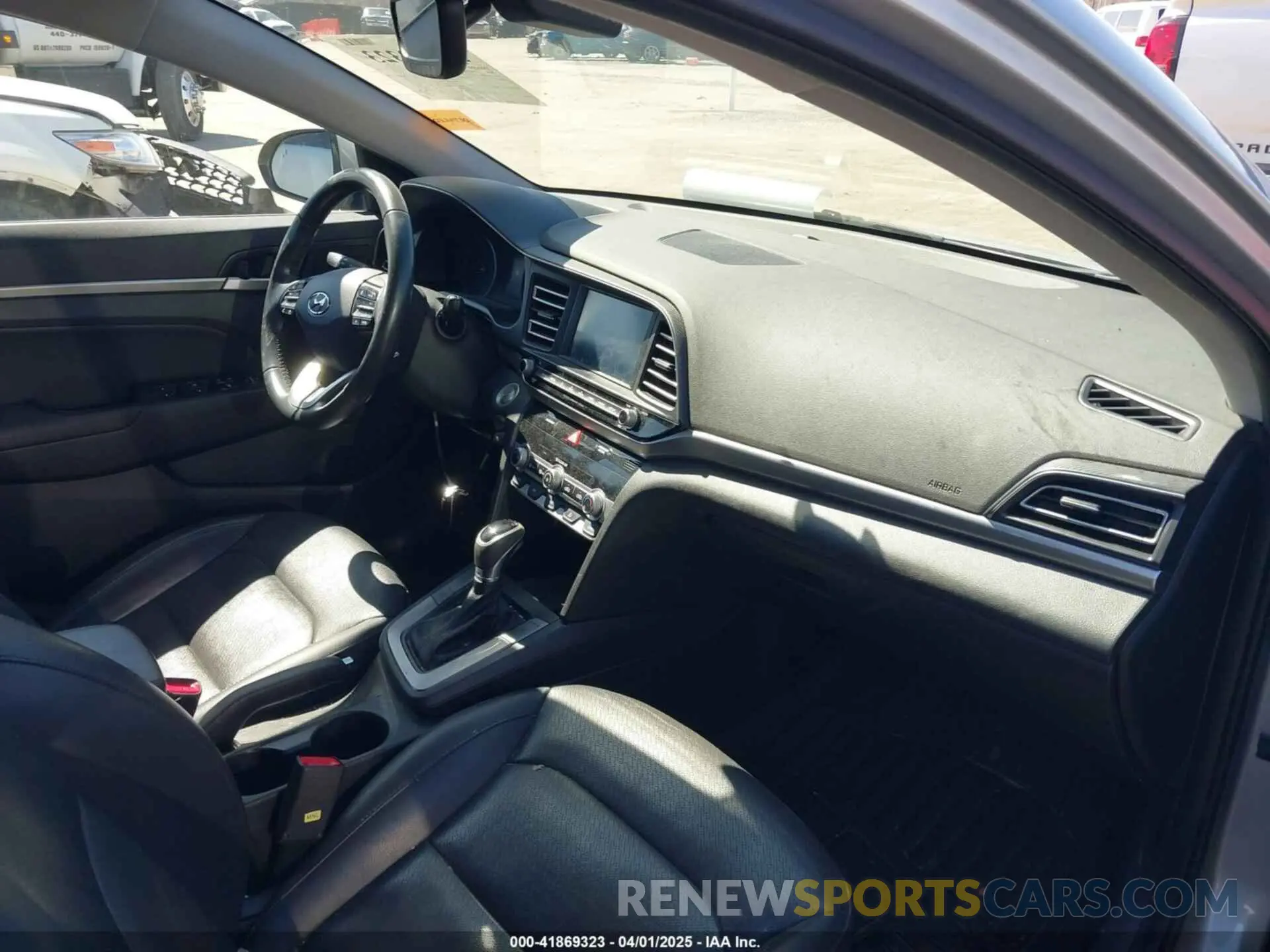 5 fotografías del automóvil dañado KMHD84LF3LU962335 HYUNDAI ELANTRA 2020