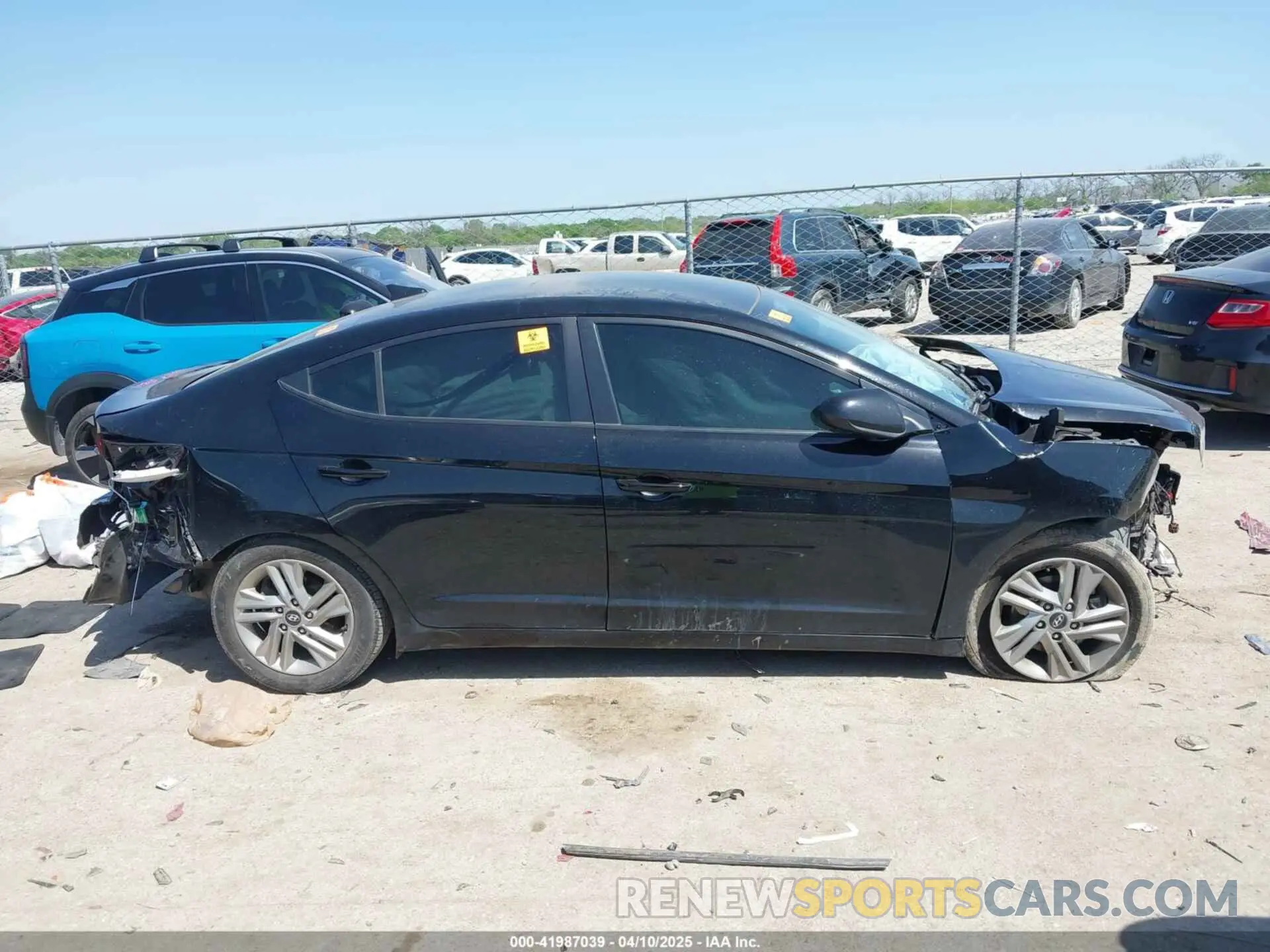 13 fotografías del automóvil dañado KMHD84LF4LU026210 HYUNDAI ELANTRA 2020