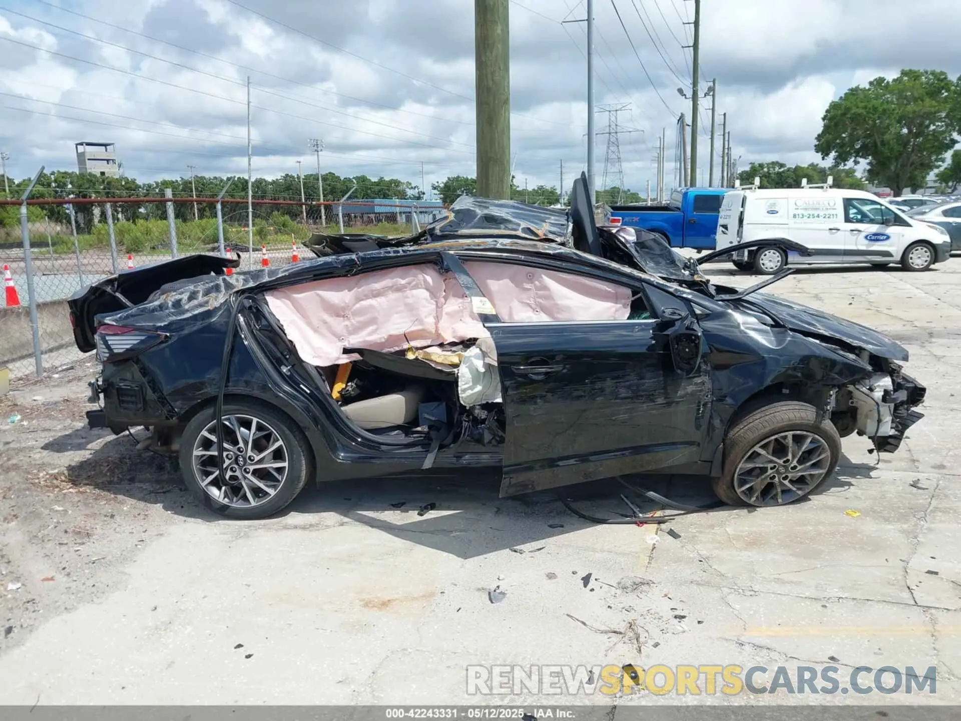 12 fotografías del automóvil dañado KMHD84LF4LU902869 HYUNDAI ELANTRA 2020