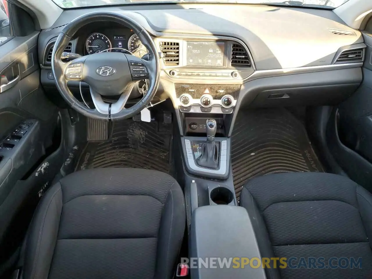 8 fotografías del automóvil dañado KMHD84LF4LU926654 HYUNDAI ELANTRA 2020