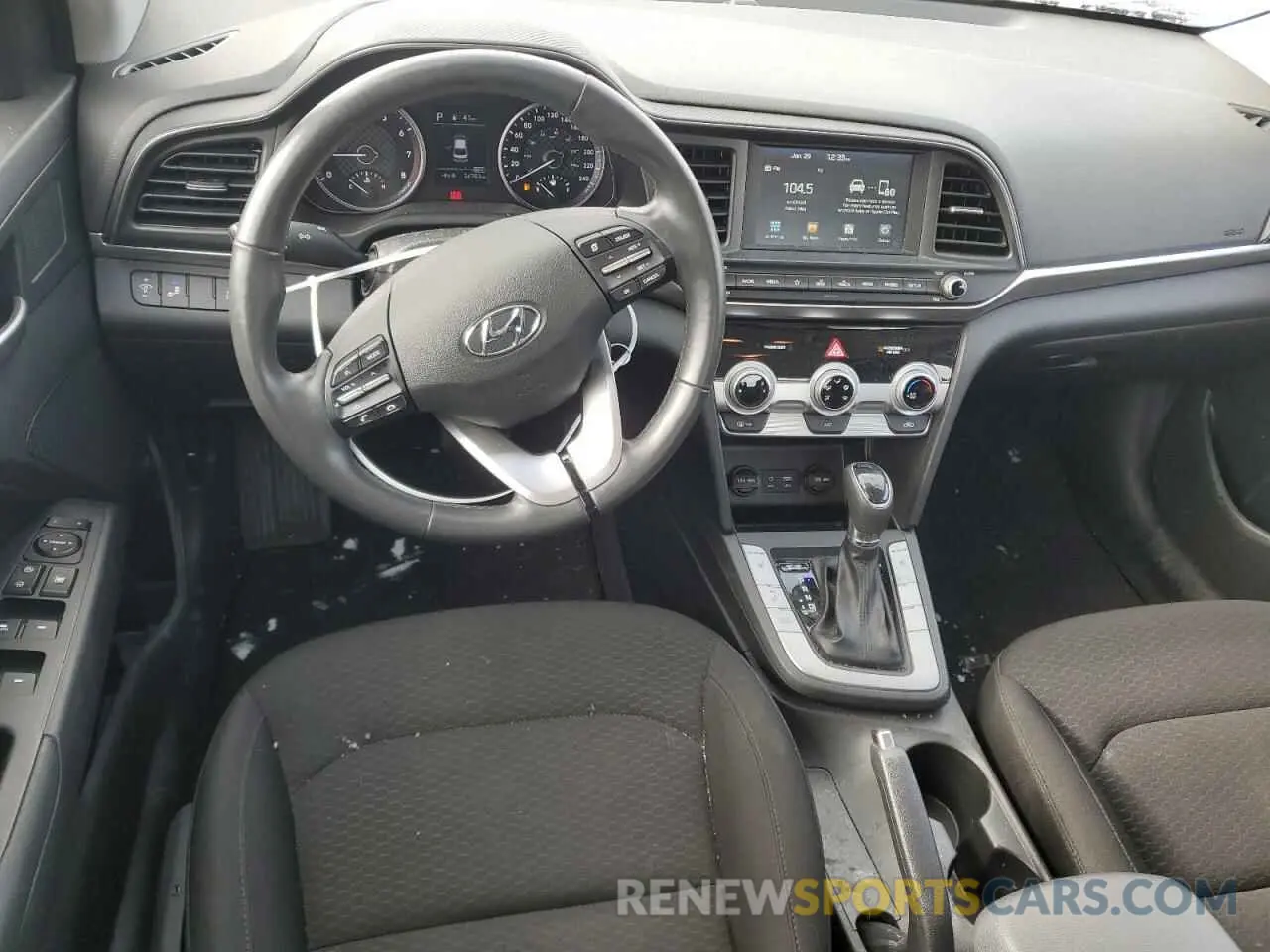 8 fotografías del automóvil dañado KMHD84LF6LU083783 HYUNDAI ELANTRA 2020