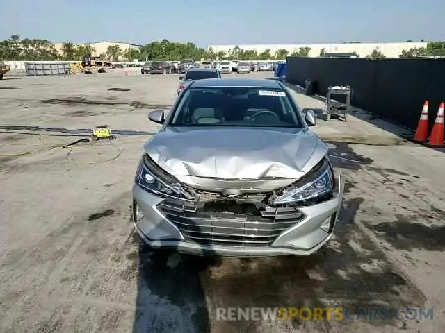 13 fotografías del automóvil dañado KMHD84LF6LU105636 HYUNDAI ELANTRA 2020