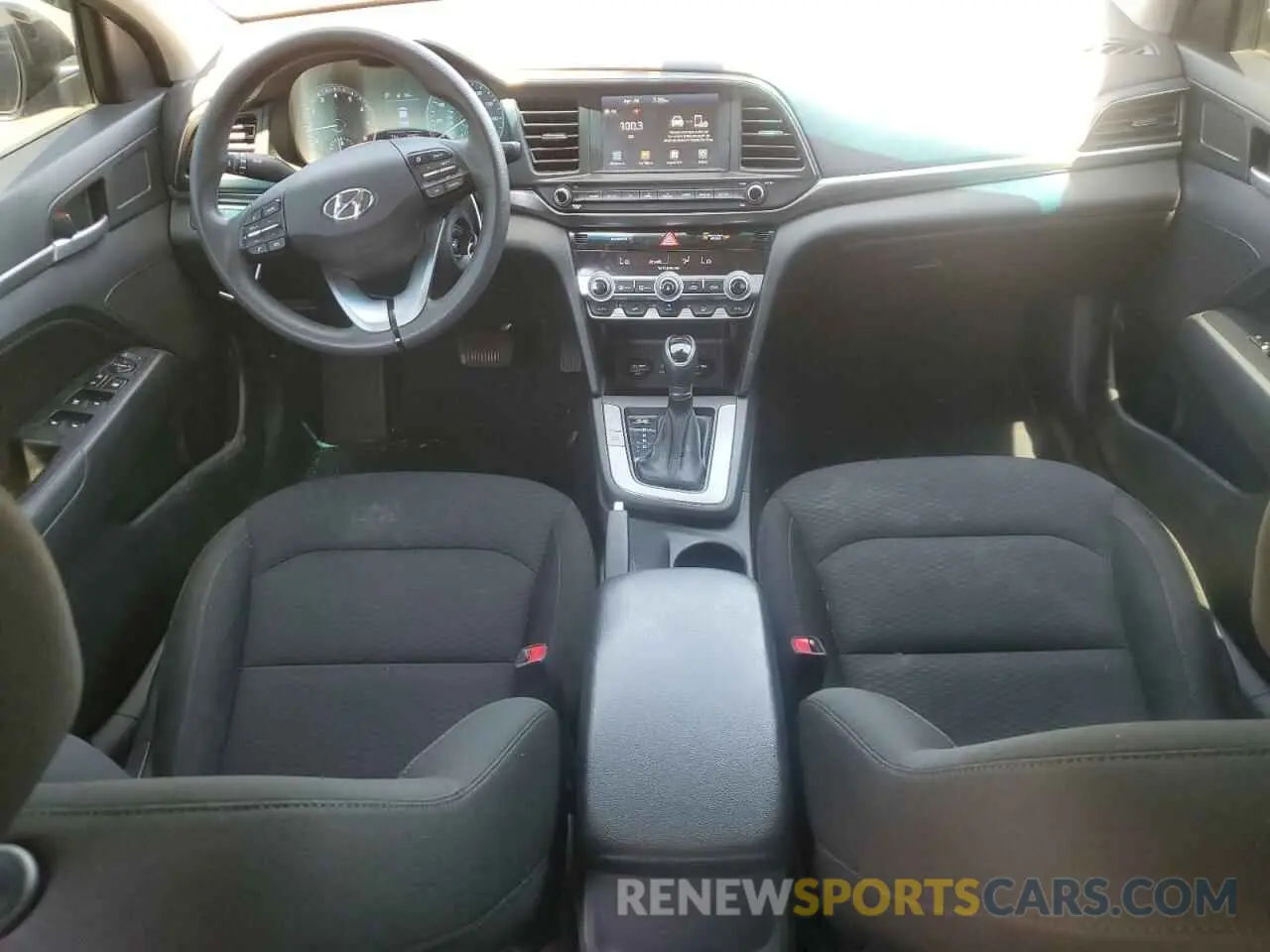 8 fotografías del automóvil dañado KMHD84LF6LU986547 HYUNDAI ELANTRA 2020