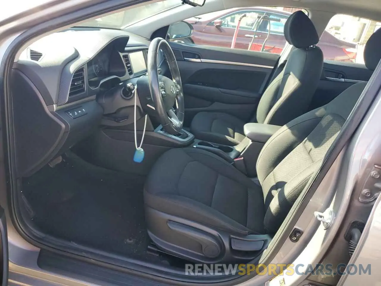 7 fotografías del automóvil dañado KMHD84LF7LU077488 HYUNDAI ELANTRA 2020