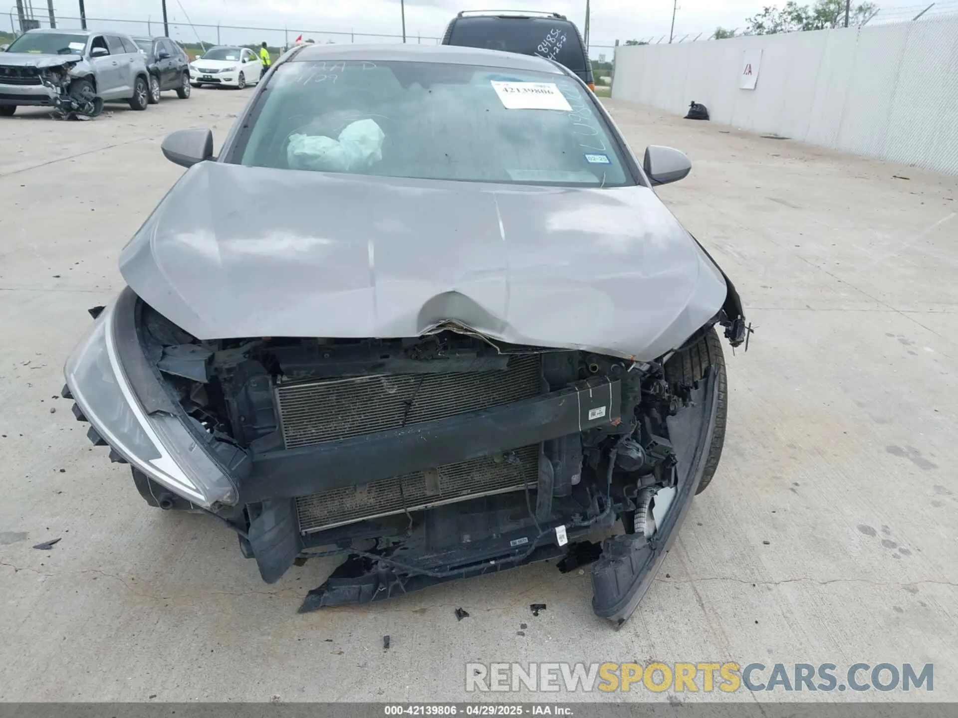 6 fotografías del automóvil dañado KMHD84LF7LU980207 HYUNDAI ELANTRA 2020