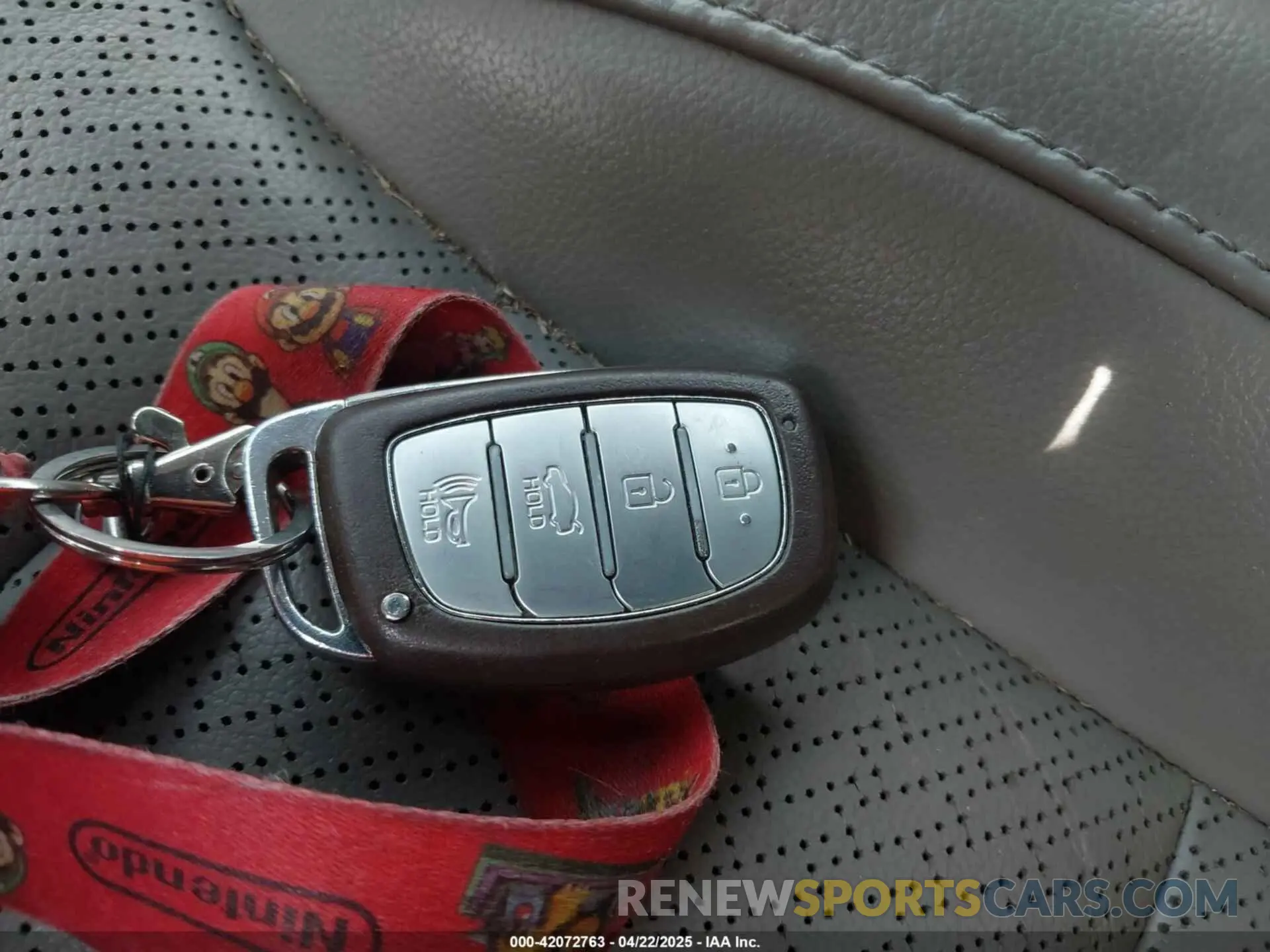 11 fotografías del automóvil dañado KMHD84LF8LU107789 HYUNDAI ELANTRA 2020