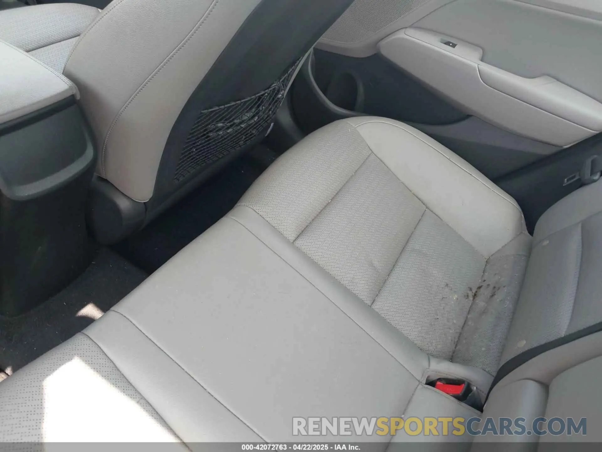 12 fotografías del automóvil dañado KMHD84LF8LU107789 HYUNDAI ELANTRA 2020