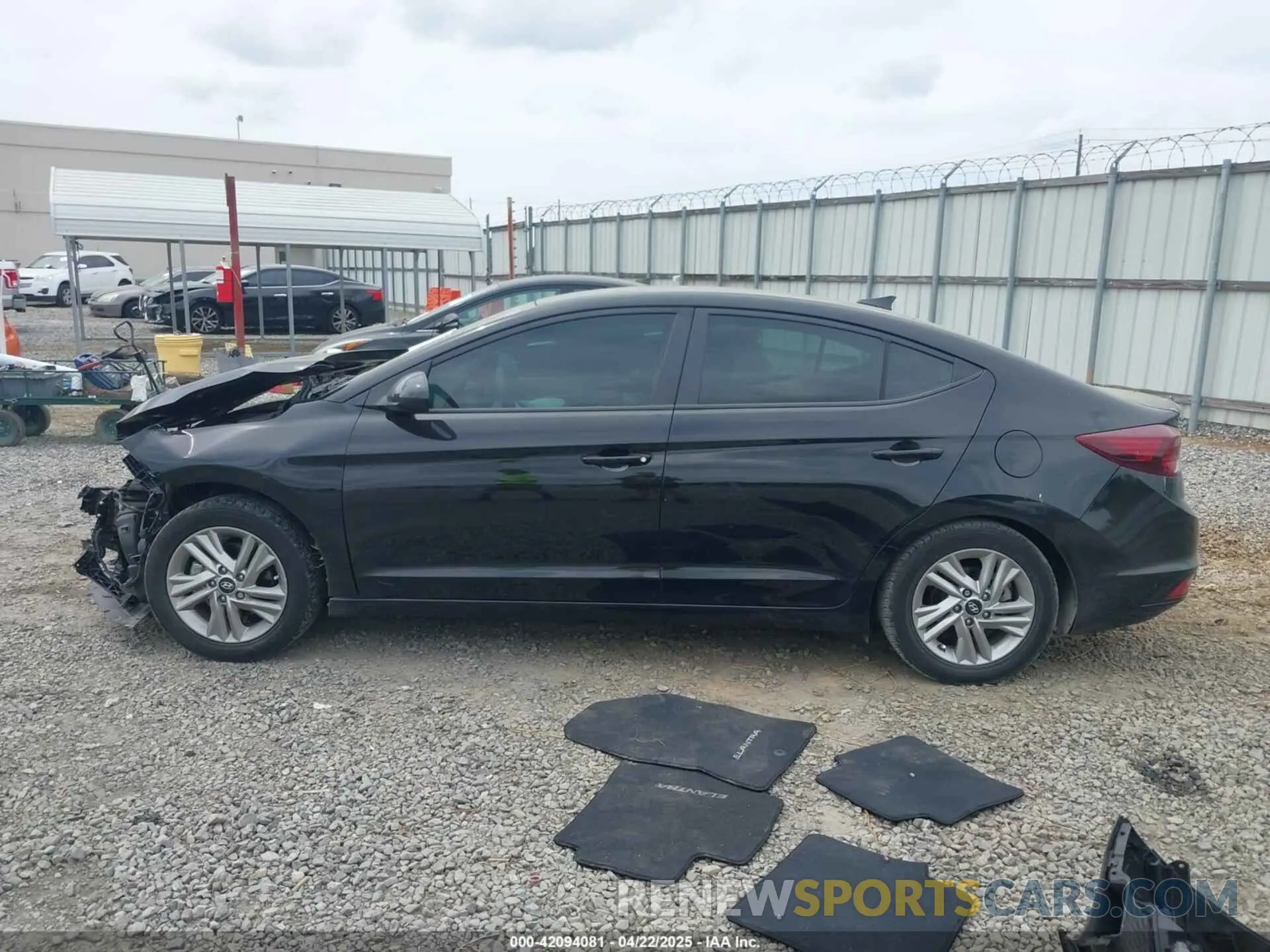 15 fotografías del automóvil dañado KMHD84LF9LU041317 HYUNDAI ELANTRA 2020