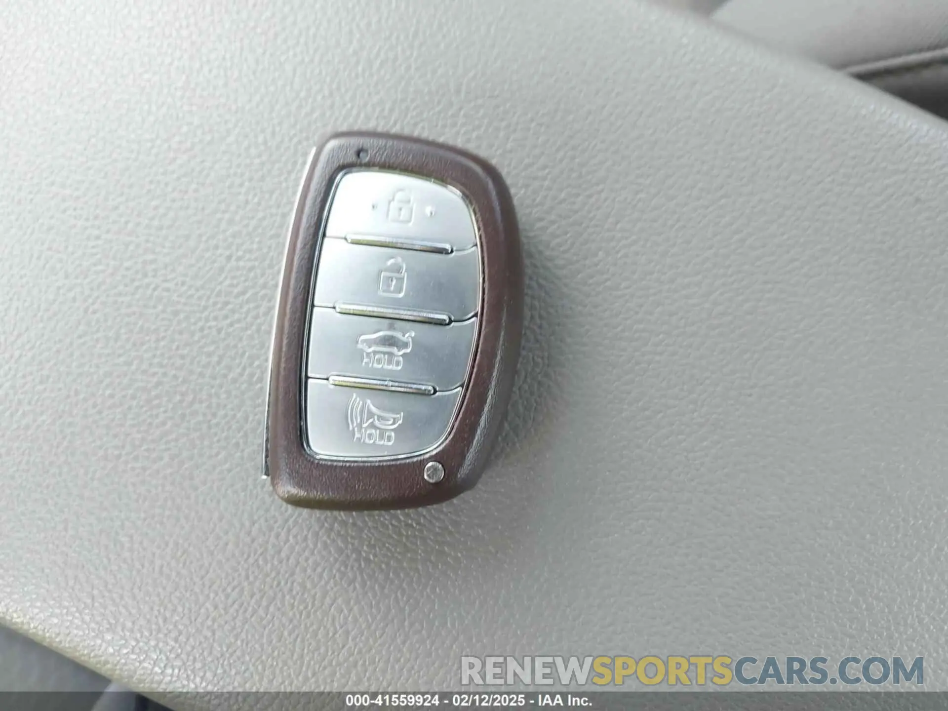 11 fotografías del automóvil dañado KMHD84LF9LU068338 HYUNDAI ELANTRA 2020