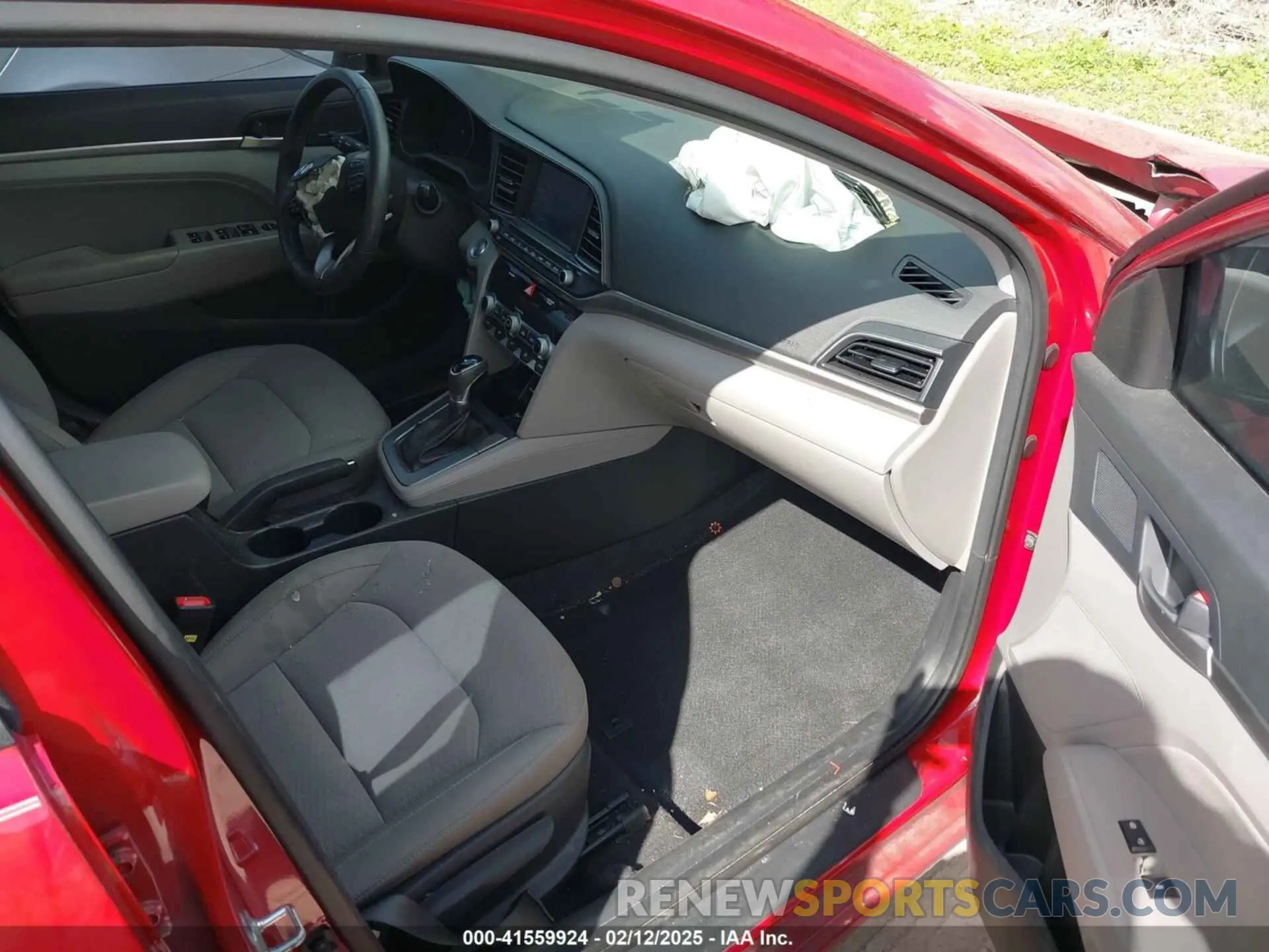 5 fotografías del automóvil dañado KMHD84LF9LU068338 HYUNDAI ELANTRA 2020