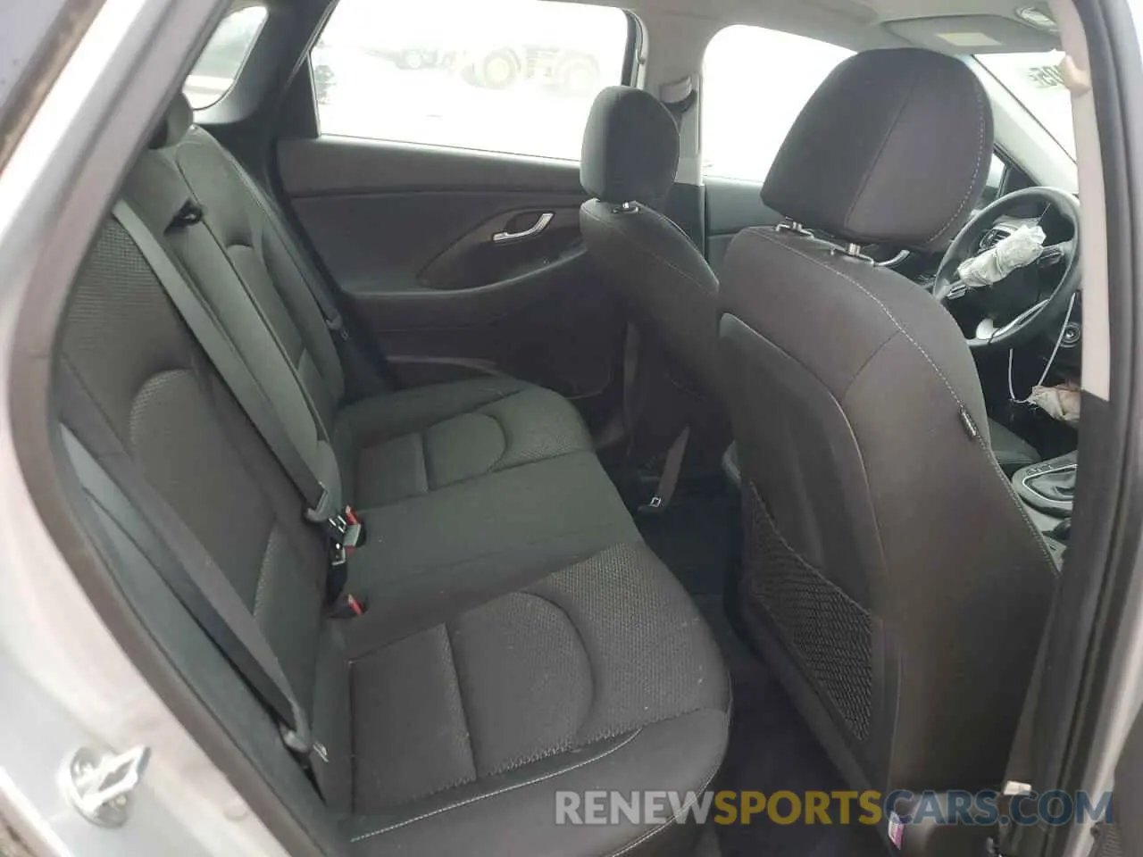 10 fotografías del automóvil dañado KMHH35LE1LU137536 HYUNDAI ELANTRA 2020