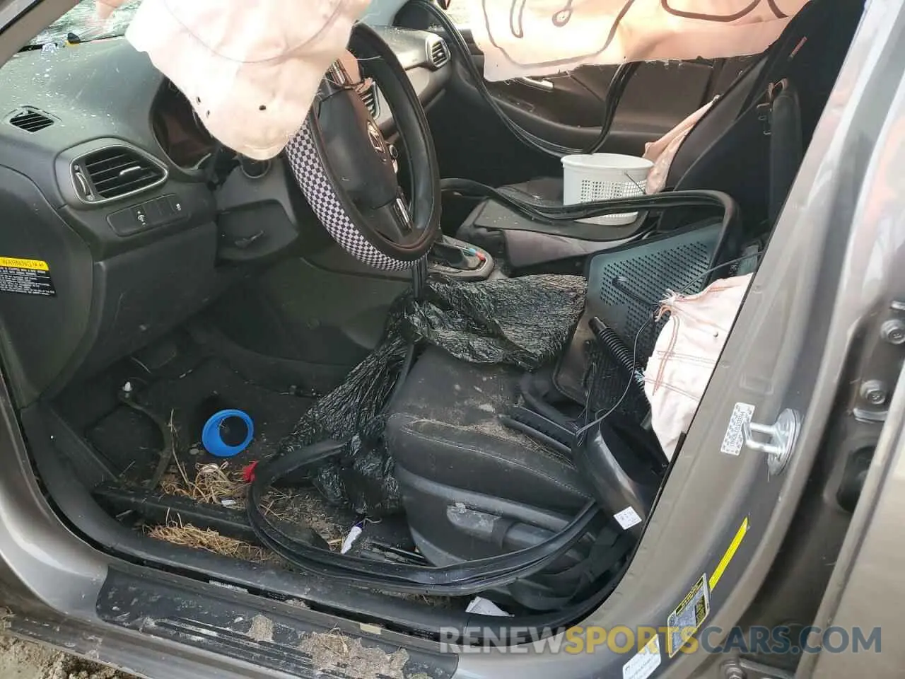 7 fotografías del automóvil dañado KMHH35LEXLU133744 HYUNDAI ELANTRA 2020