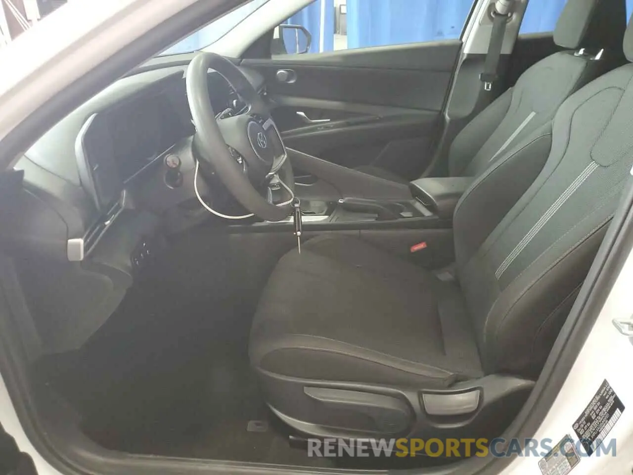 7 fotografías del automóvil dañado 5NPLL4AG0MH017221 HYUNDAI ELANTRA 2021