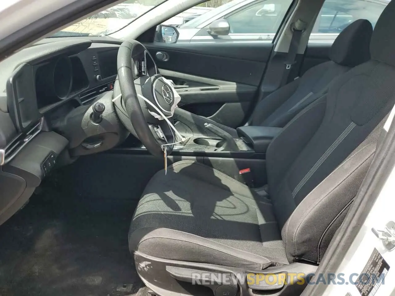 7 fotografías del automóvil dañado 5NPLL4AG1MH041642 HYUNDAI ELANTRA 2021