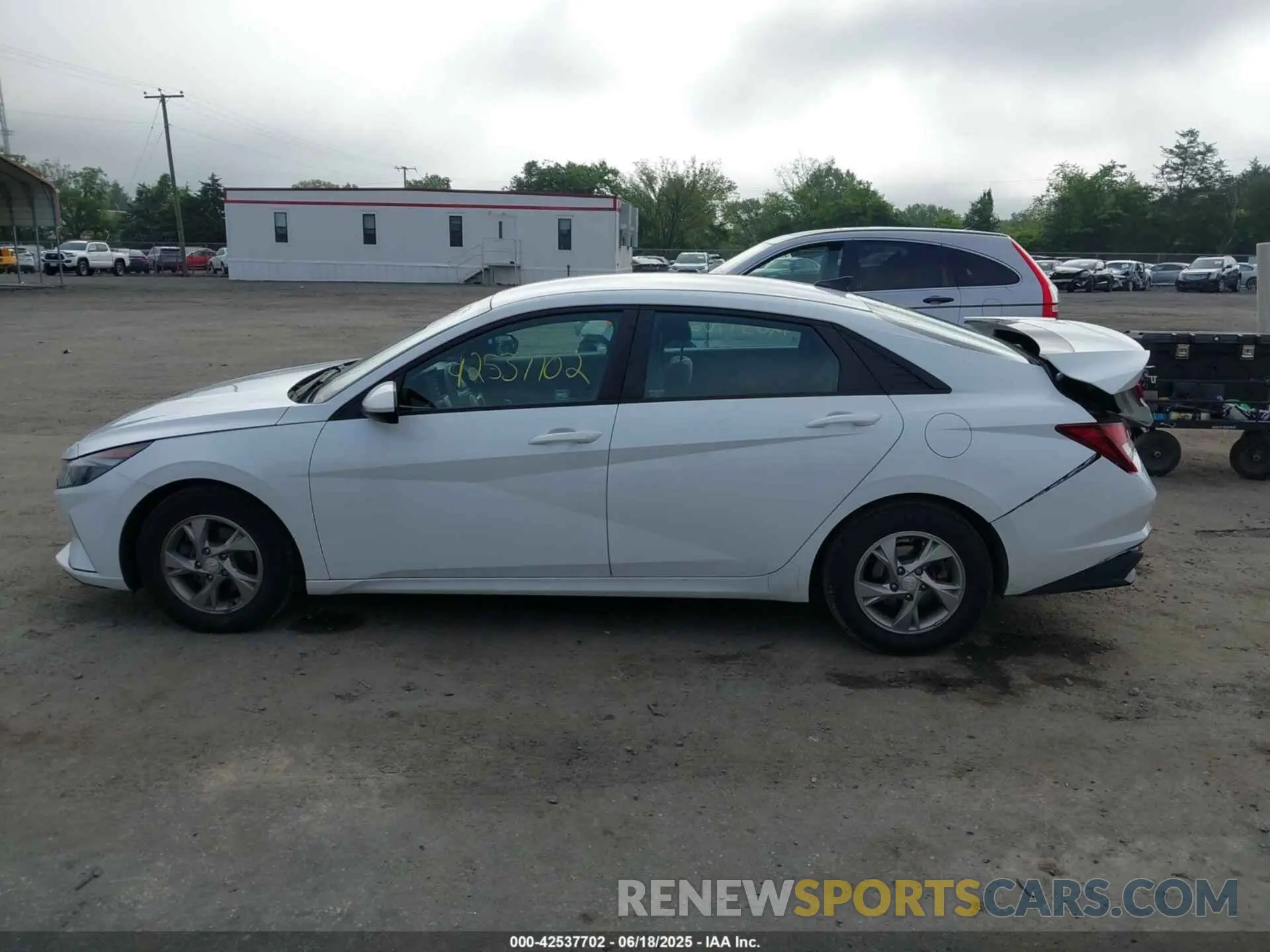 14 fotografías del automóvil dañado 5NPLL4AG2MH015857 HYUNDAI ELANTRA 2021