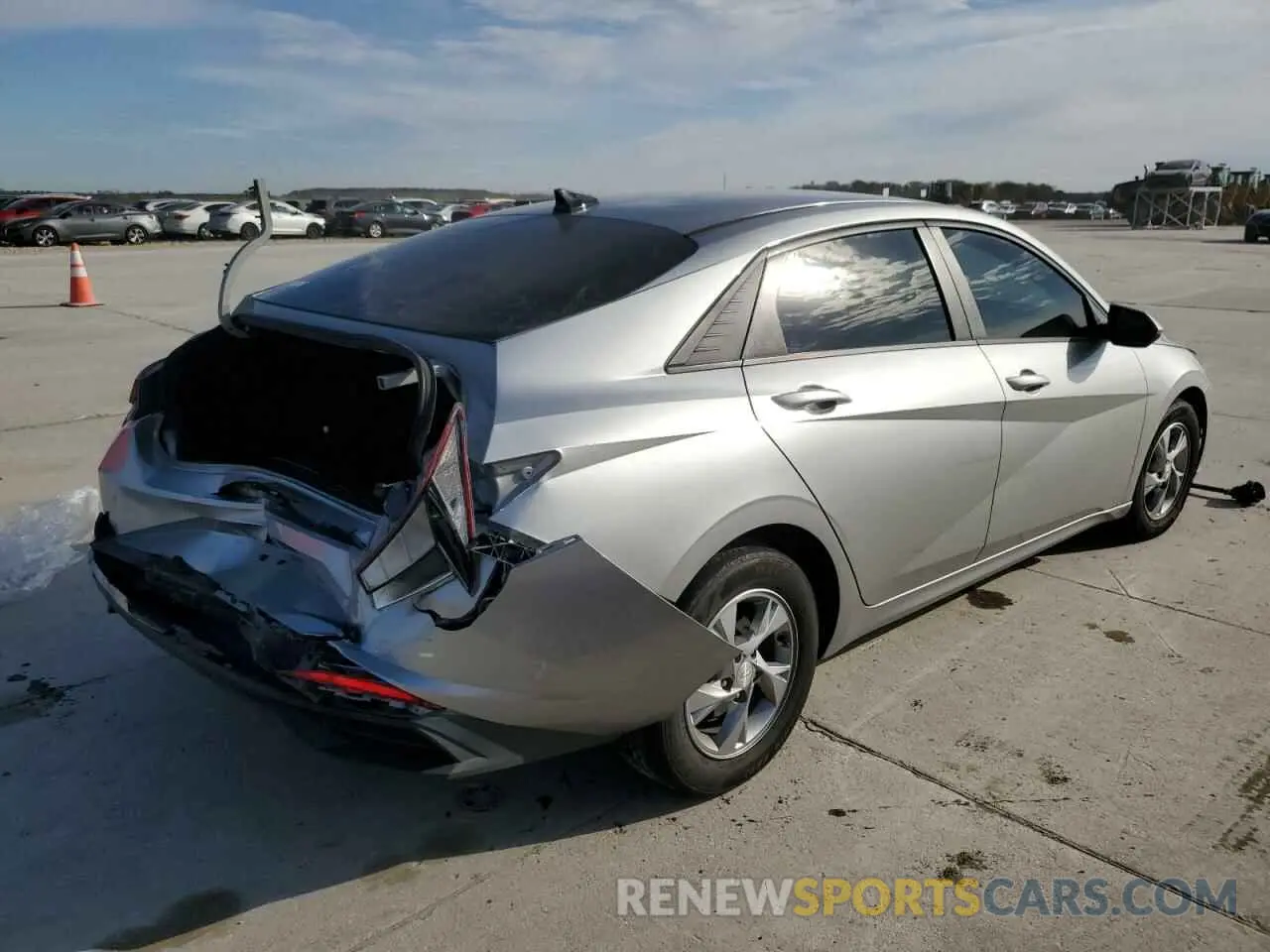 3 fotografías del automóvil dañado 5NPLL4AG4MH037763 HYUNDAI ELANTRA 2021