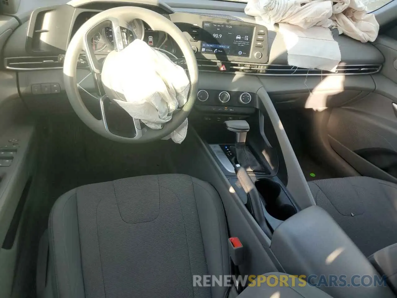 8 fotografías del automóvil dañado 5NPLL4AG6MH032032 HYUNDAI ELANTRA 2021