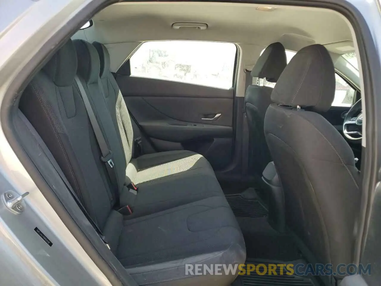 10 fotografías del automóvil dañado 5NPLL4AG9MH036138 HYUNDAI ELANTRA 2021