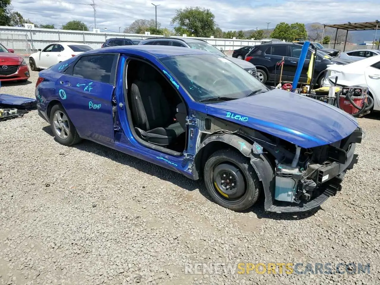 4 fotografías del automóvil dañado 5NPLL4AGXMH026069 HYUNDAI ELANTRA 2021
