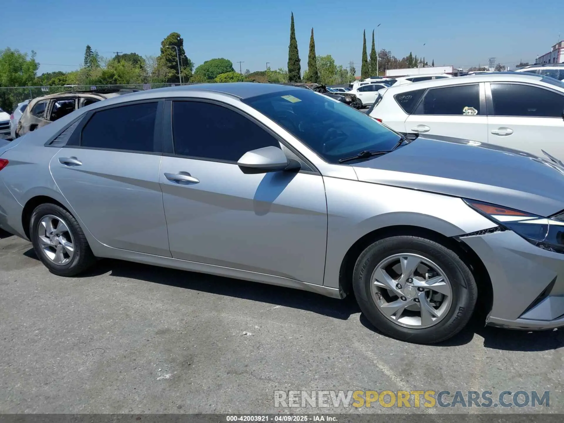 13 fotografías del automóvil dañado 5NPLL4AGXMH041042 HYUNDAI ELANTRA 2021