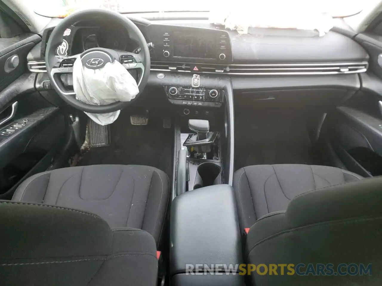 8 fotografías del automóvil dañado 5NPLM4AG0MH001355 HYUNDAI ELANTRA 2021