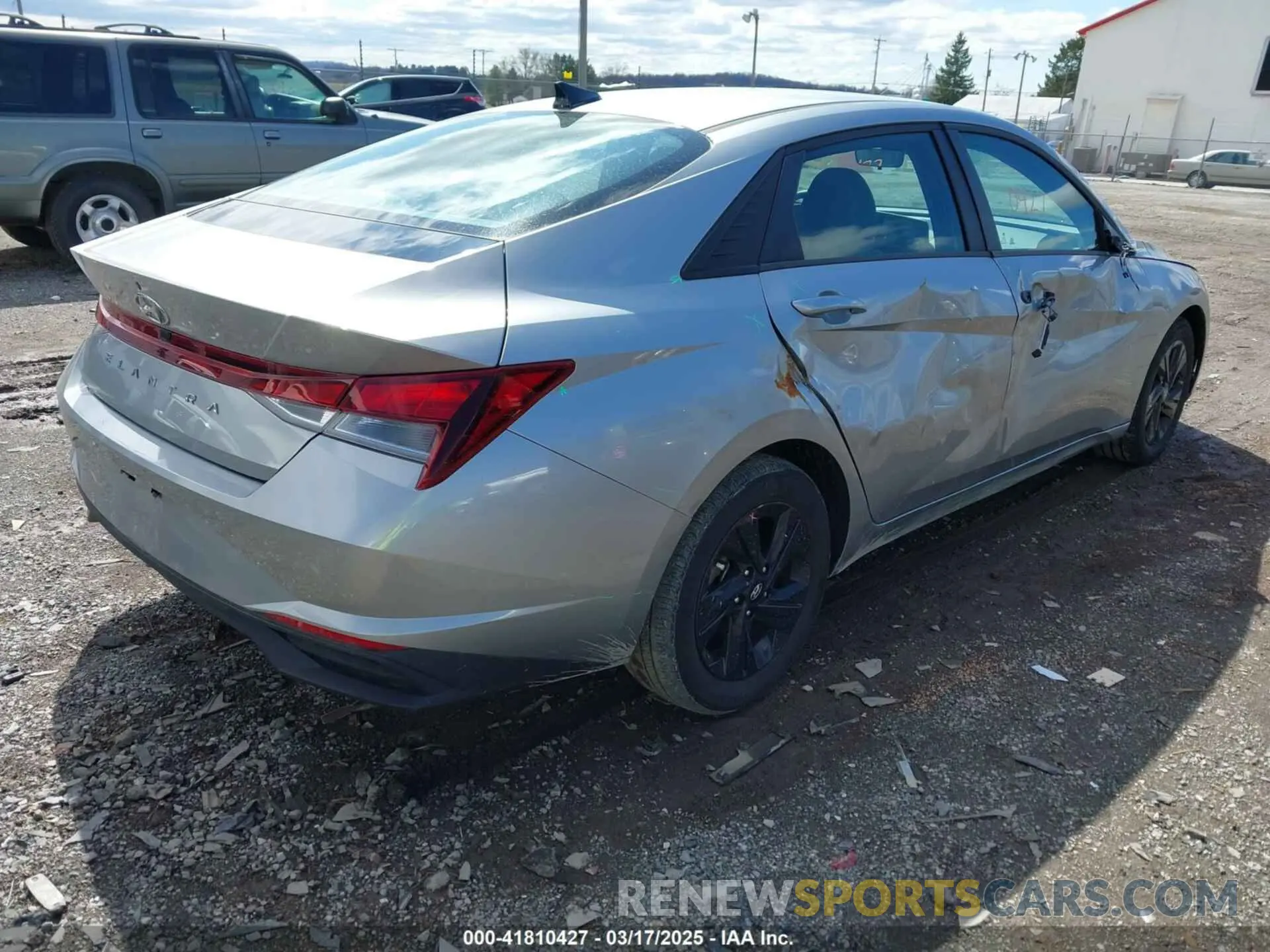 4 fotografías del automóvil dañado 5NPLM4AG1MH002031 HYUNDAI ELANTRA 2021