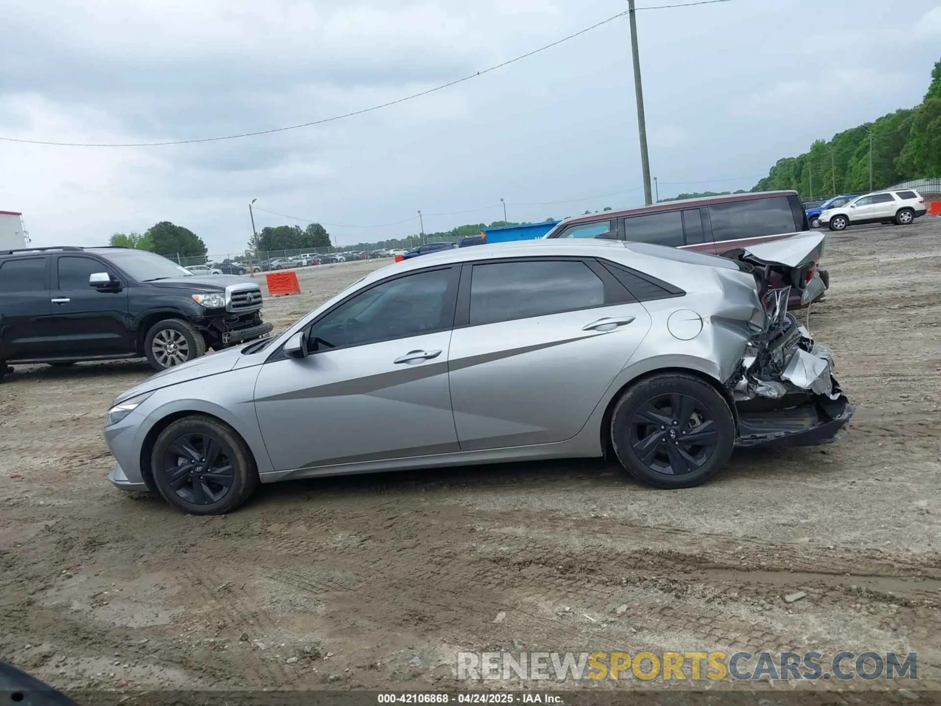 14 fotografías del automóvil dañado 5NPLM4AG1MH008475 HYUNDAI ELANTRA 2021