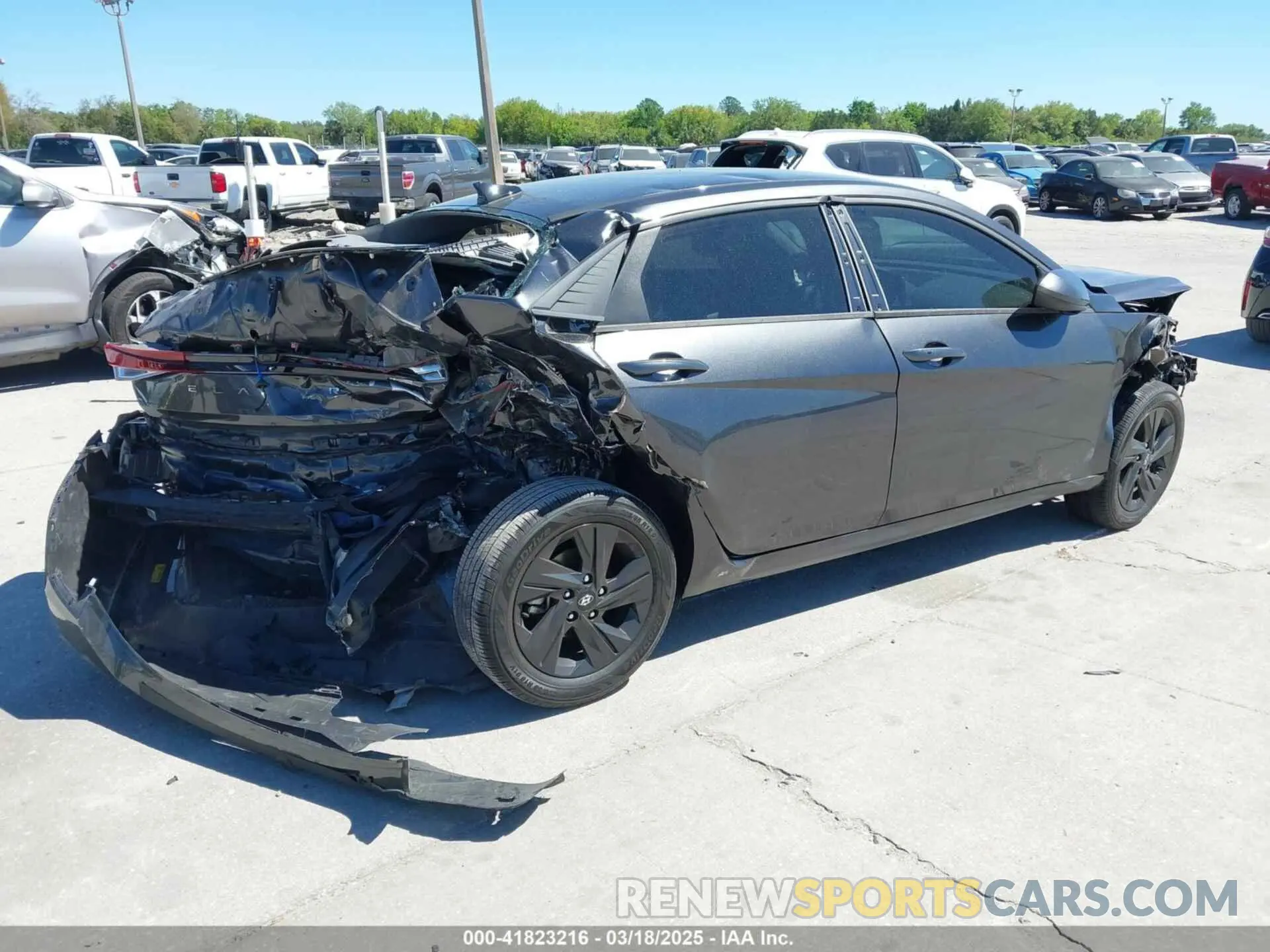 4 fotografías del automóvil dañado 5NPLM4AG1MH022084 HYUNDAI ELANTRA 2021