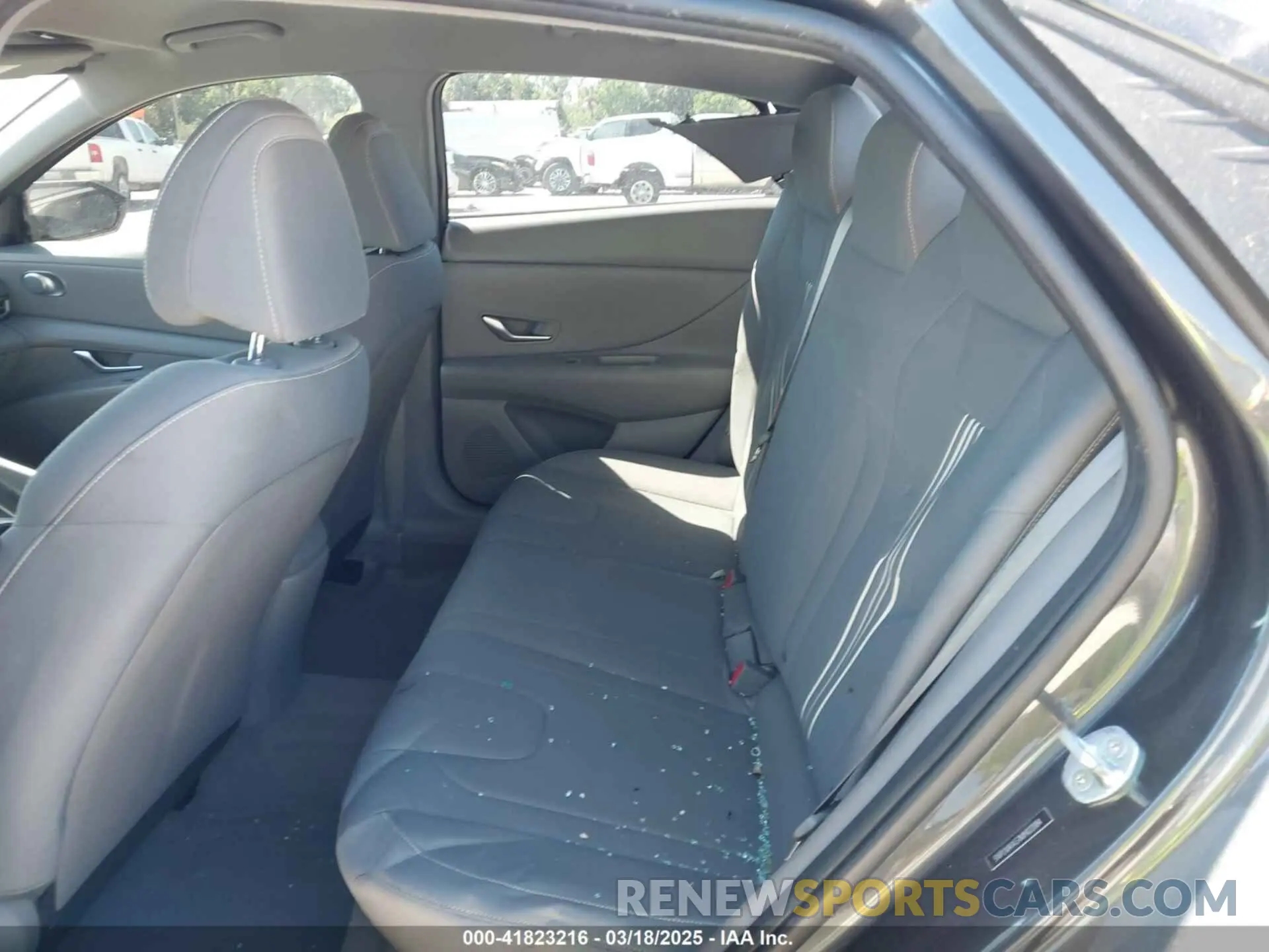 8 fotografías del automóvil dañado 5NPLM4AG1MH022084 HYUNDAI ELANTRA 2021