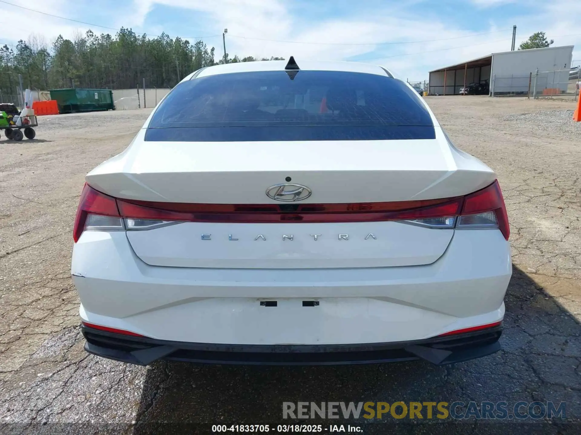 16 fotografías del automóvil dañado 5NPLM4AG1MH025762 HYUNDAI ELANTRA 2021