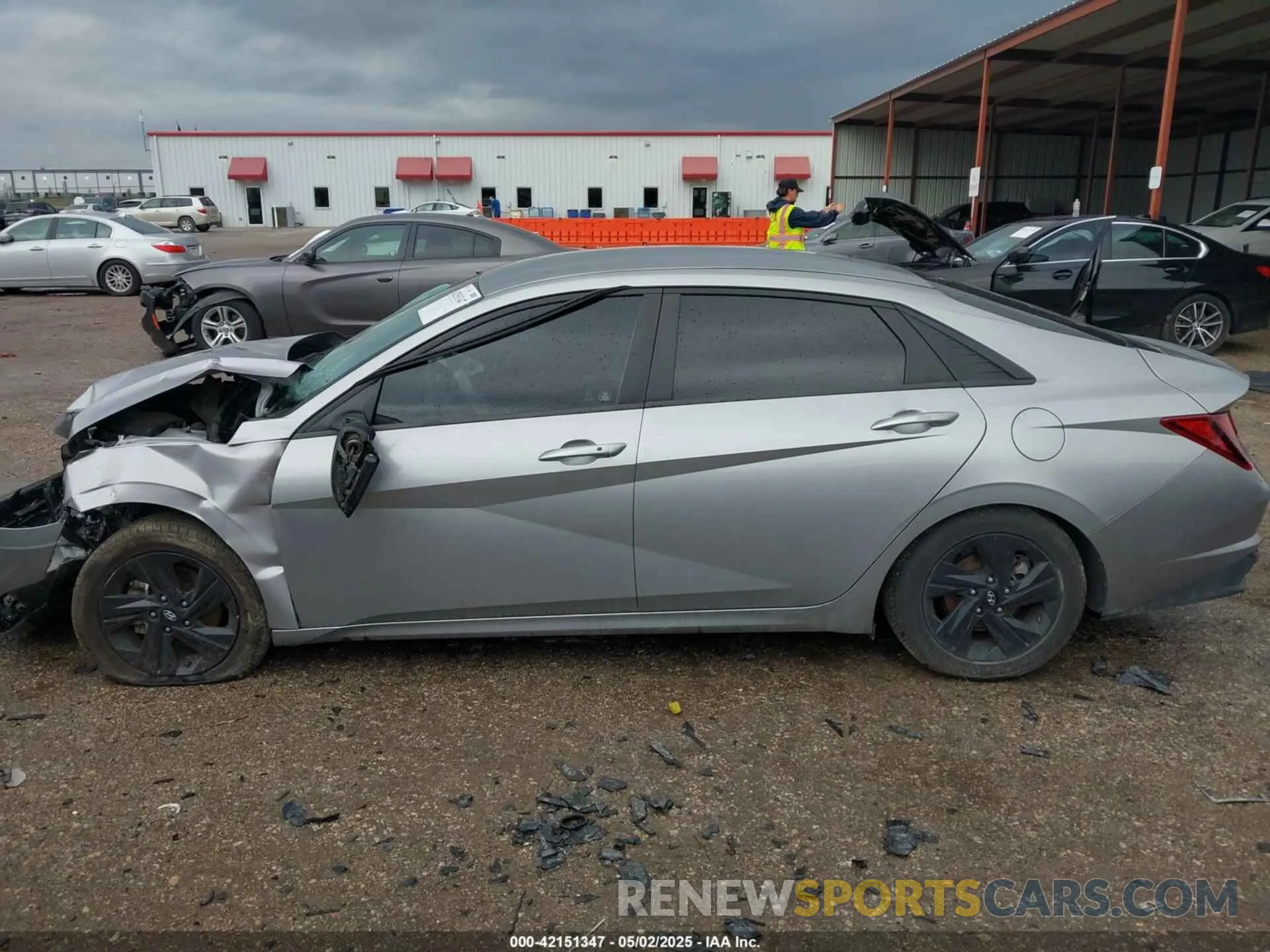 13 fotografías del automóvil dañado 5NPLM4AG1MH030055 HYUNDAI ELANTRA 2021