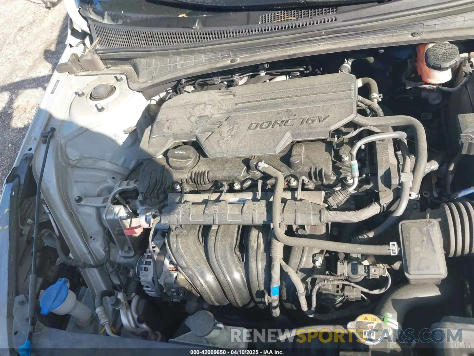 10 fotografías del automóvil dañado 5NPLM4AG2MH021557 HYUNDAI ELANTRA 2021