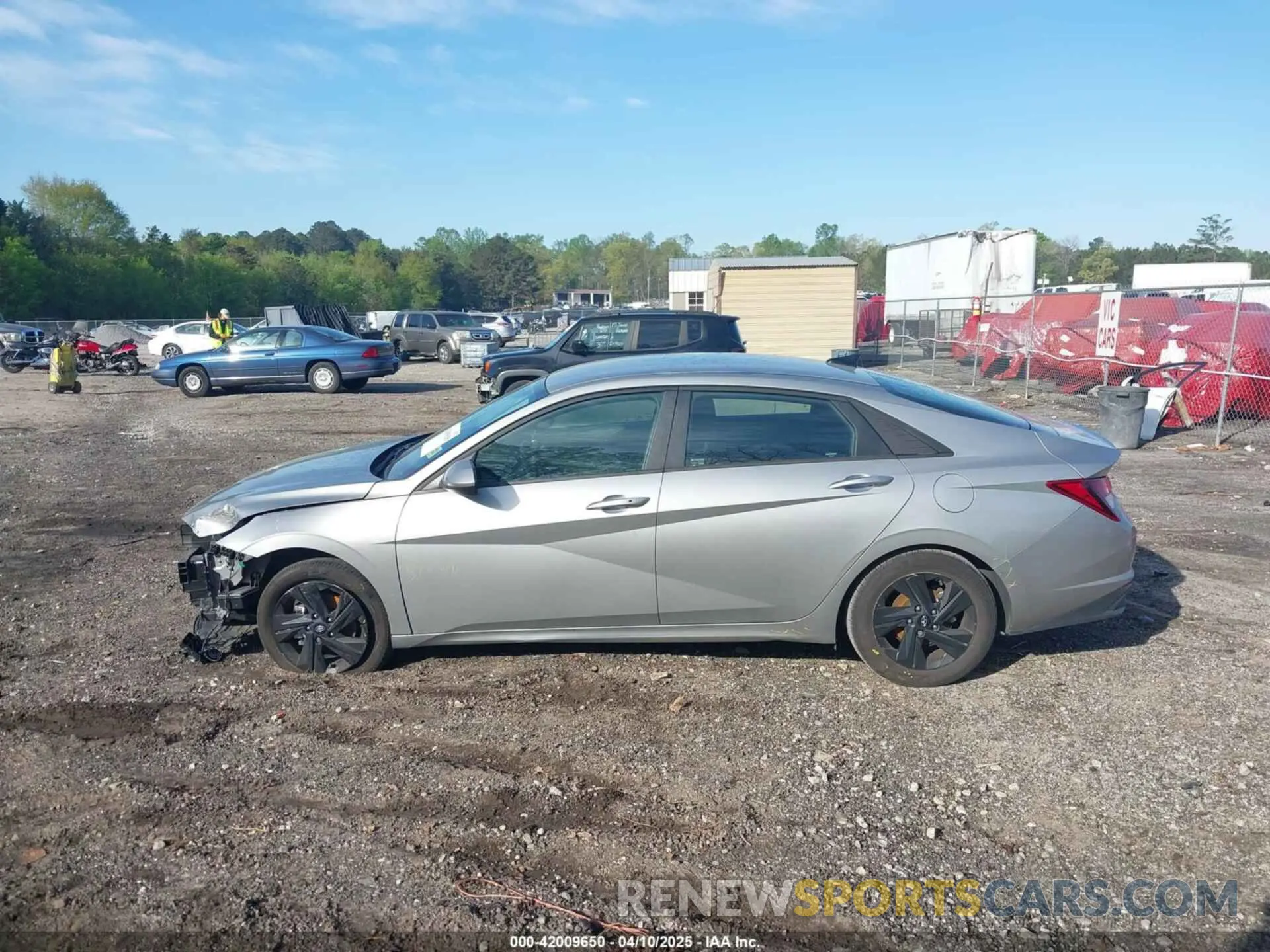 15 fotografías del automóvil dañado 5NPLM4AG2MH021557 HYUNDAI ELANTRA 2021
