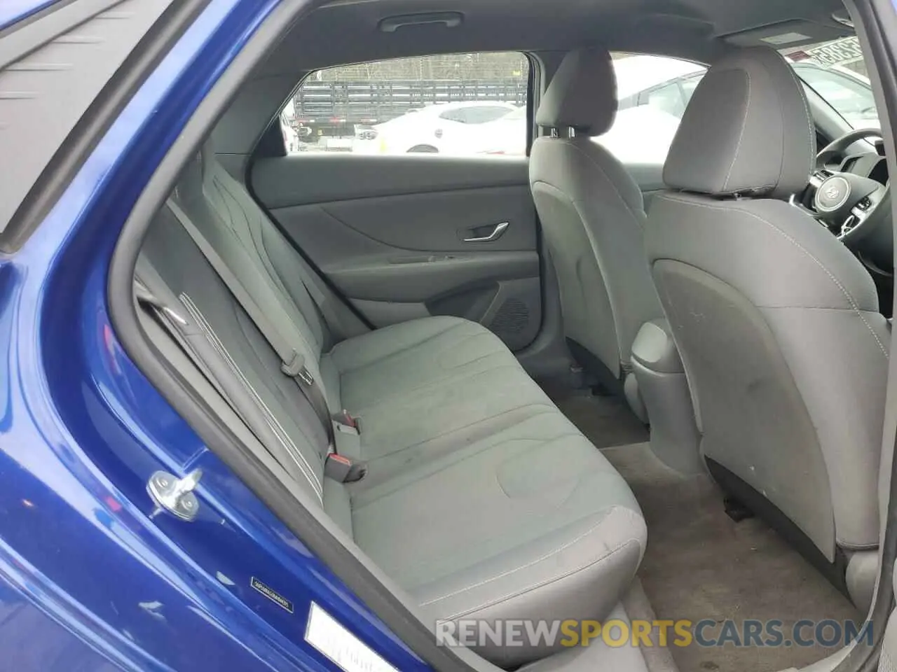 10 fotografías del automóvil dañado 5NPLM4AG3MH044393 HYUNDAI ELANTRA 2021