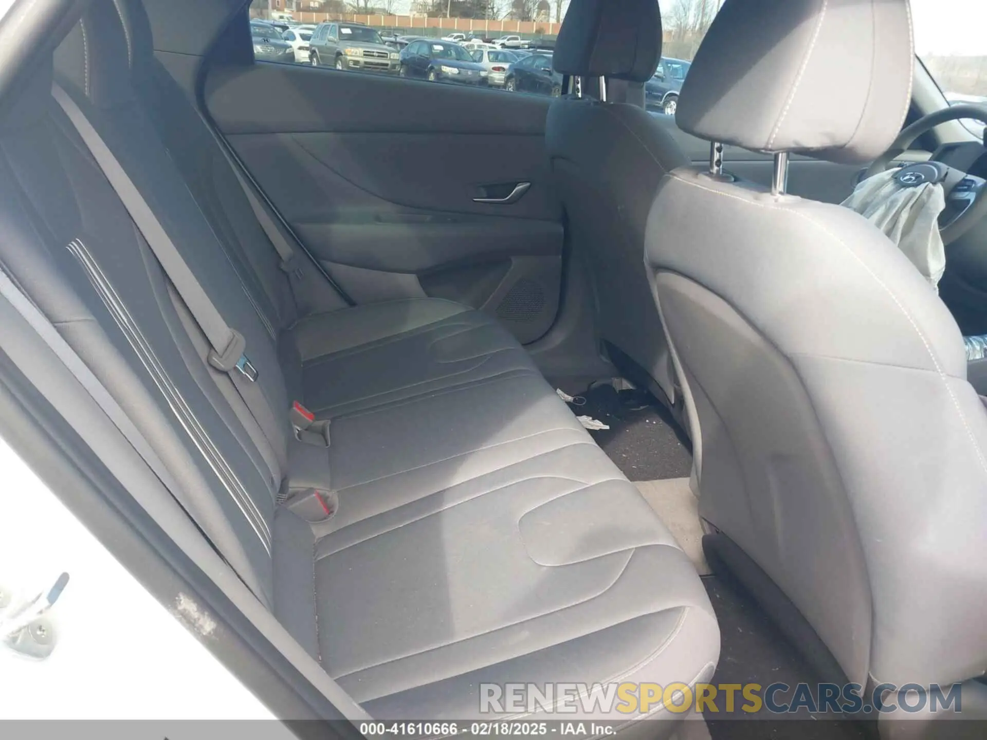 8 fotografías del automóvil dañado 5NPLM4AG4MH004808 HYUNDAI ELANTRA 2021