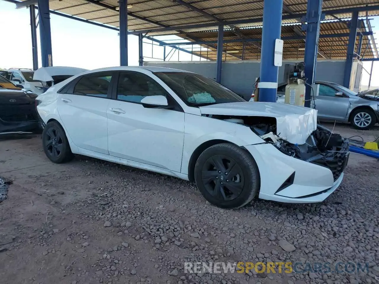 4 fotografías del automóvil dañado 5NPLM4AG4MH022595 HYUNDAI ELANTRA 2021