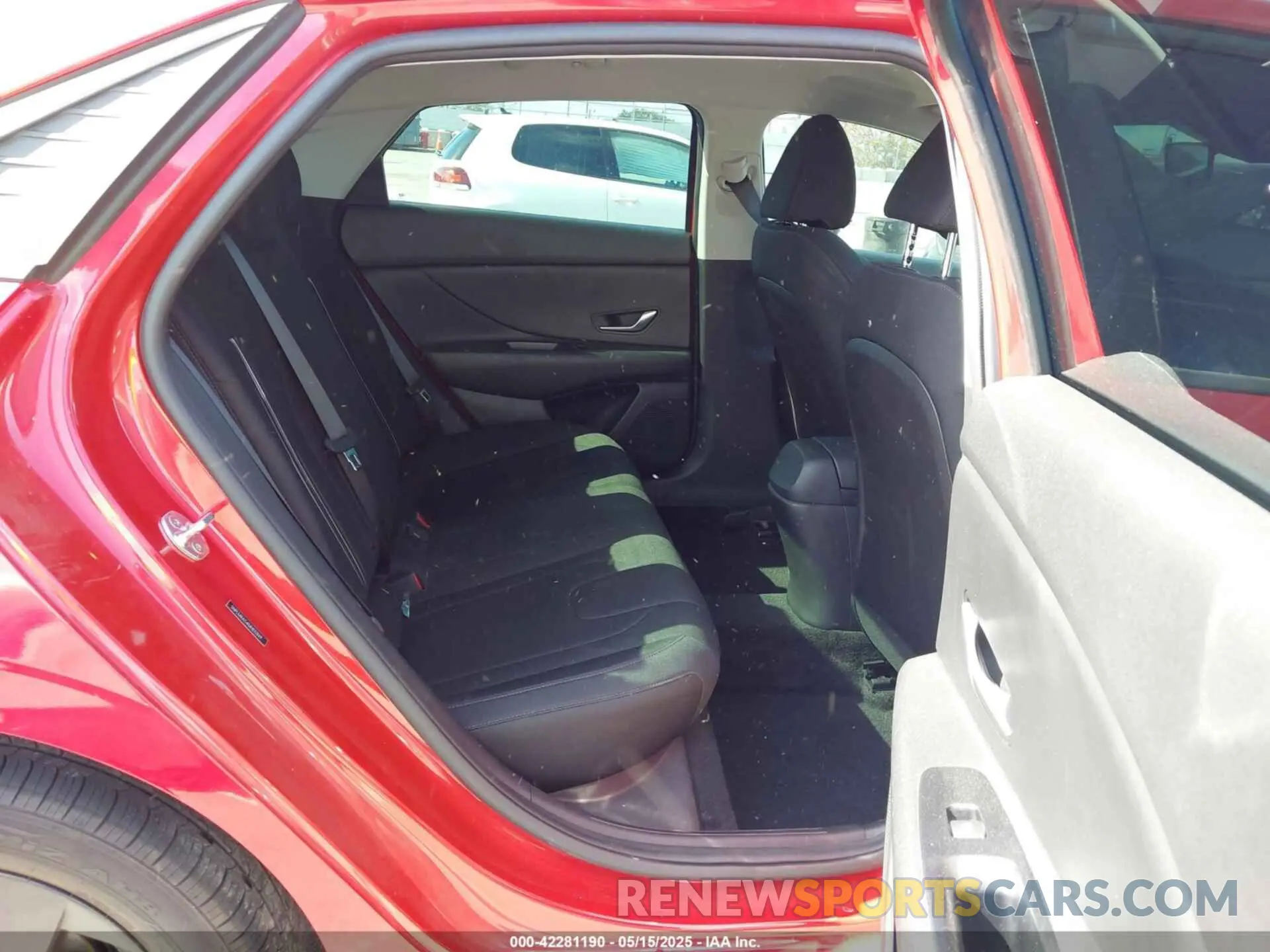 8 fotografías del automóvil dañado 5NPLM4AG4MH032849 HYUNDAI ELANTRA 2021