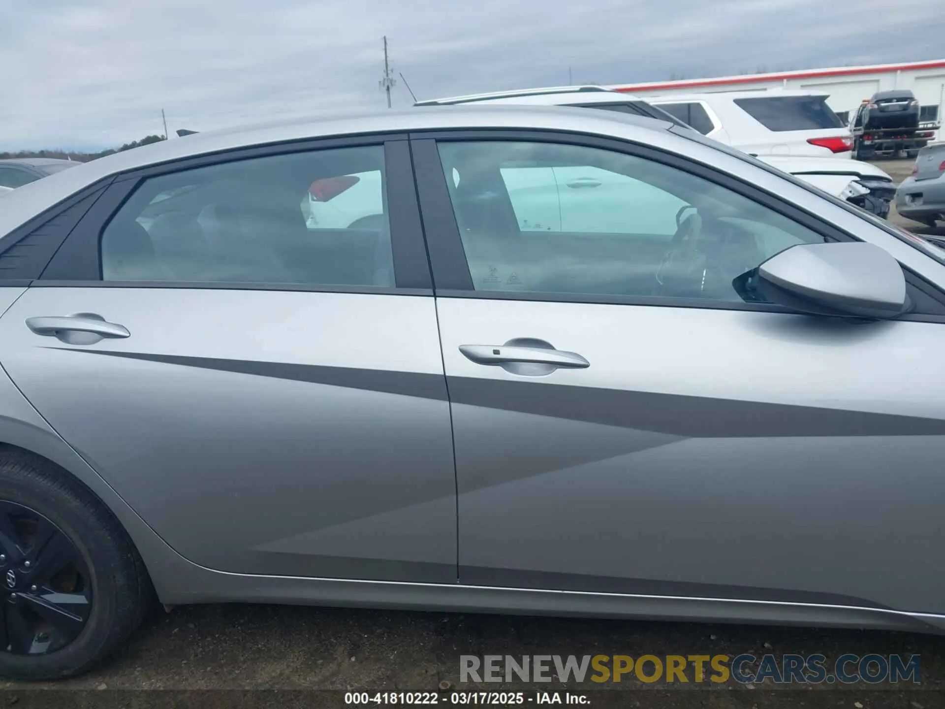 14 fotografías del automóvil dañado 5NPLM4AG4MH046086 HYUNDAI ELANTRA 2021