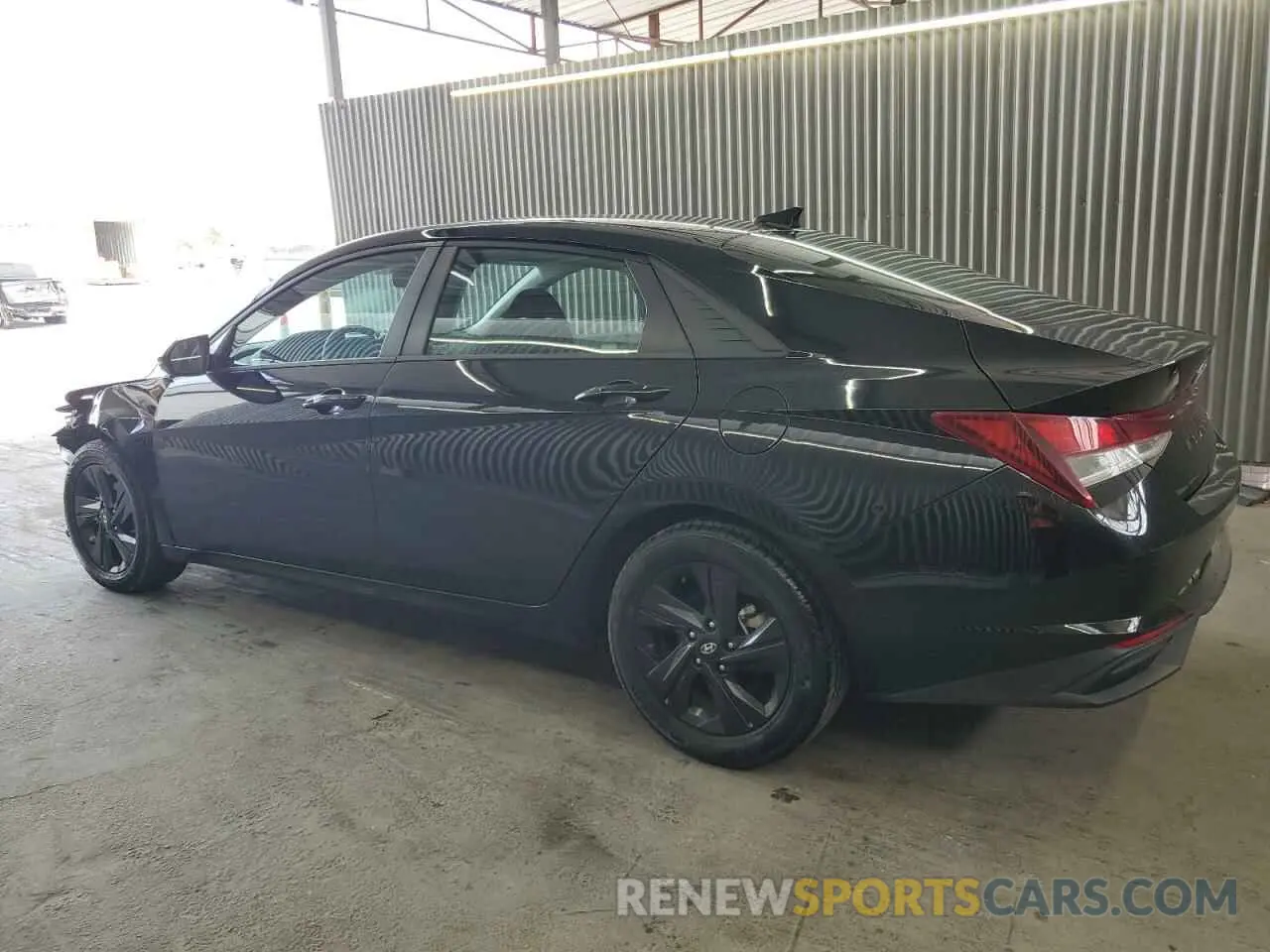 2 fotografías del automóvil dañado 5NPLM4AG4MH052339 HYUNDAI ELANTRA 2021