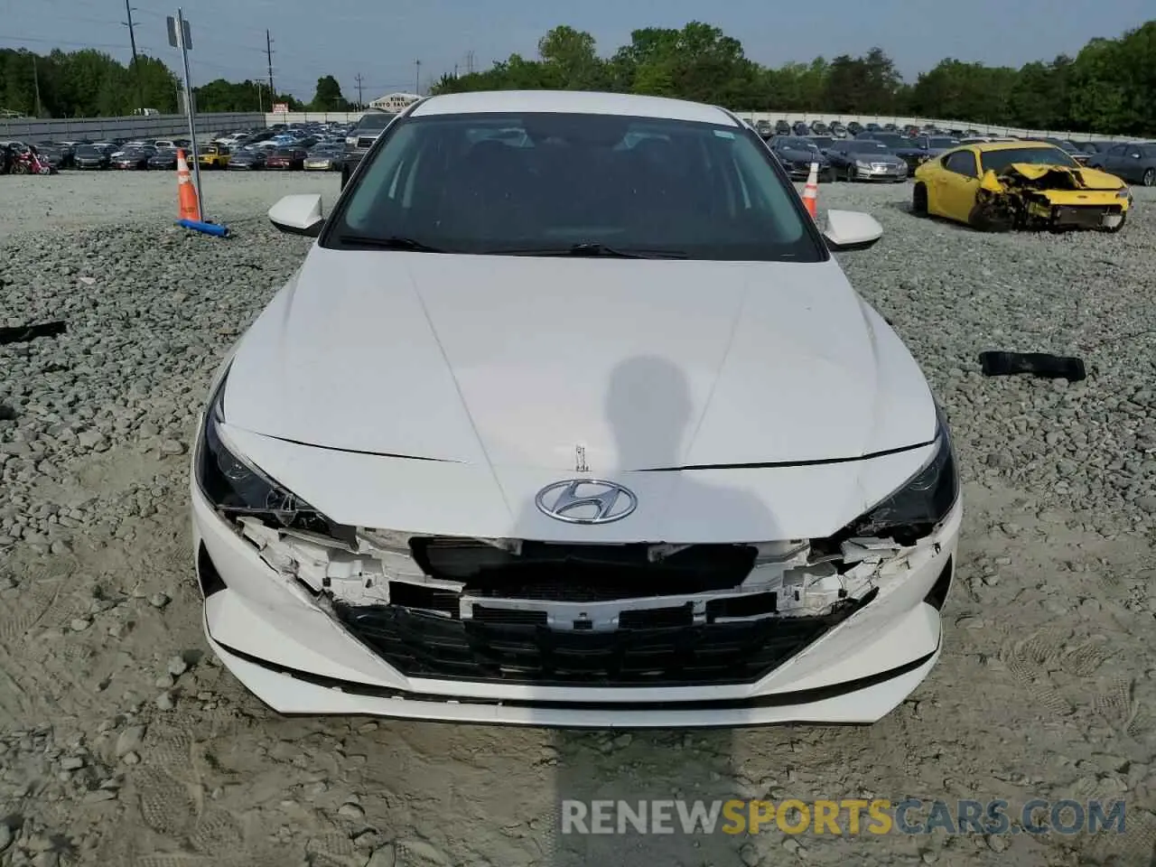 5 fotografías del automóvil dañado 5NPLM4AG5MH039616 HYUNDAI ELANTRA 2021