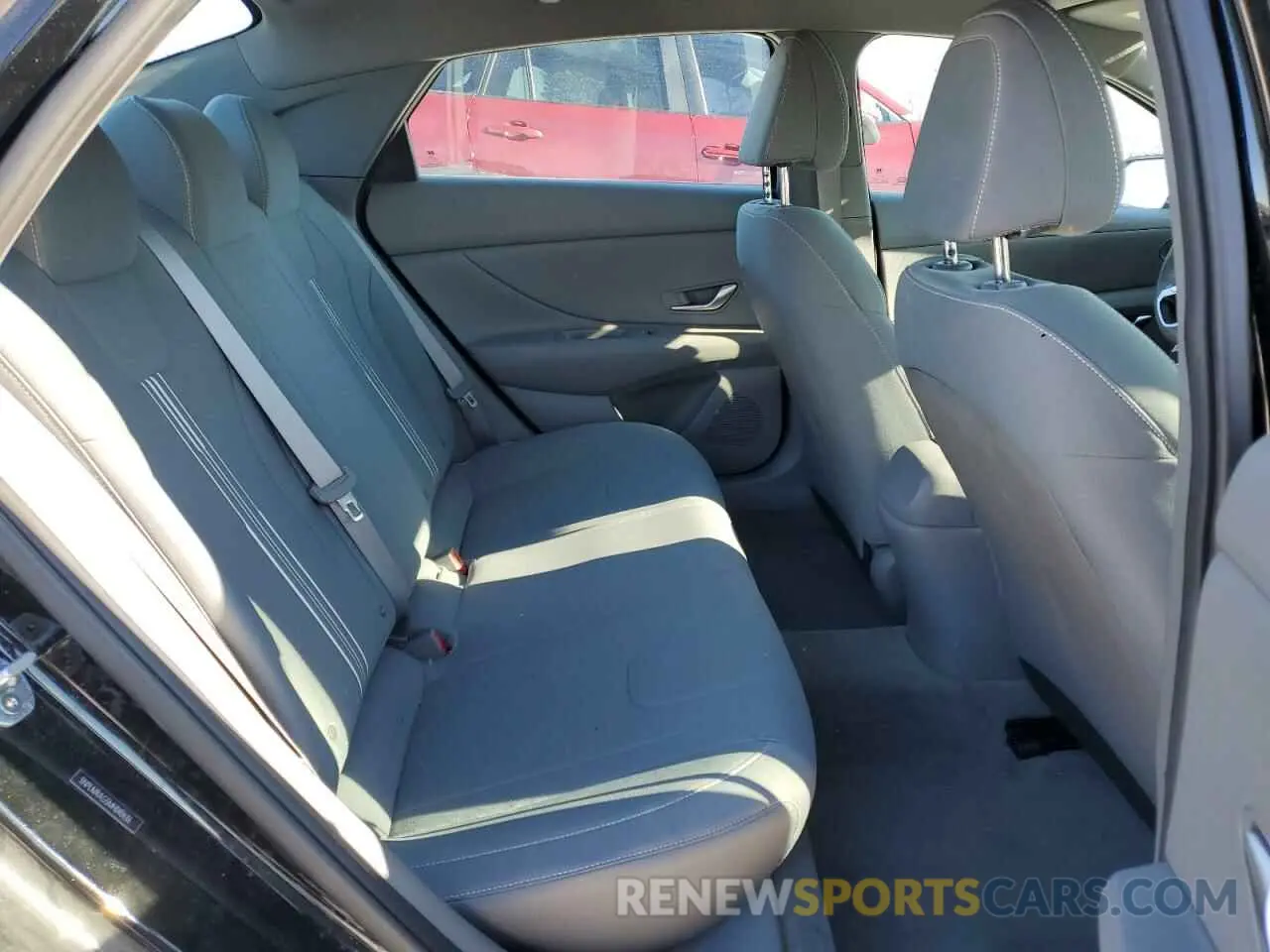 10 fotografías del automóvil dañado 5NPLM4AG5MH040636 HYUNDAI ELANTRA 2021
