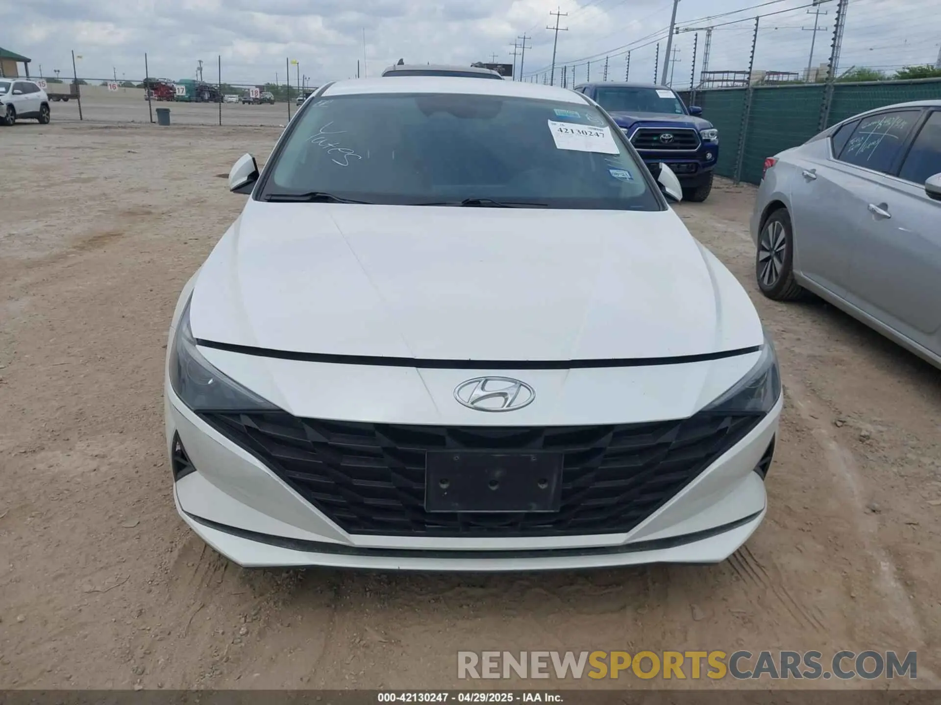 12 fotografías del automóvil dañado 5NPLM4AG6MH002610 HYUNDAI ELANTRA 2021