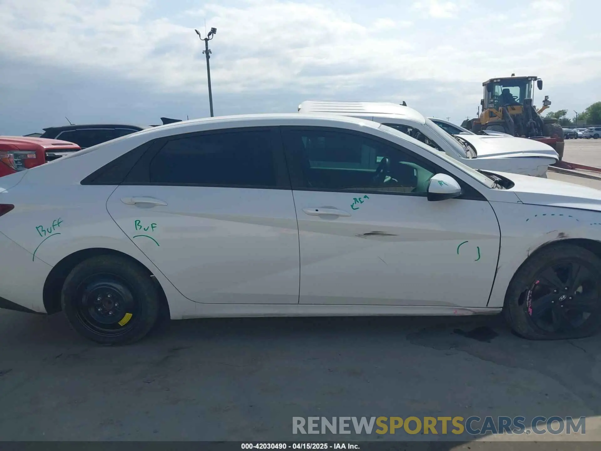 13 fotografías del automóvil dañado 5NPLM4AG6MH052410 HYUNDAI ELANTRA 2021