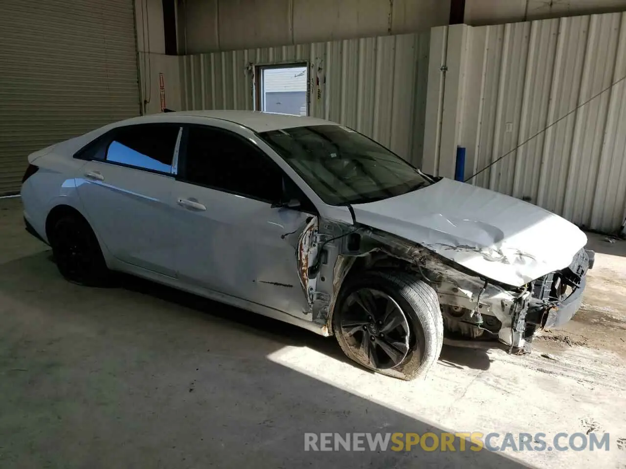 4 fotografías del automóvil dañado 5NPLM4AG7MH037334 HYUNDAI ELANTRA 2021