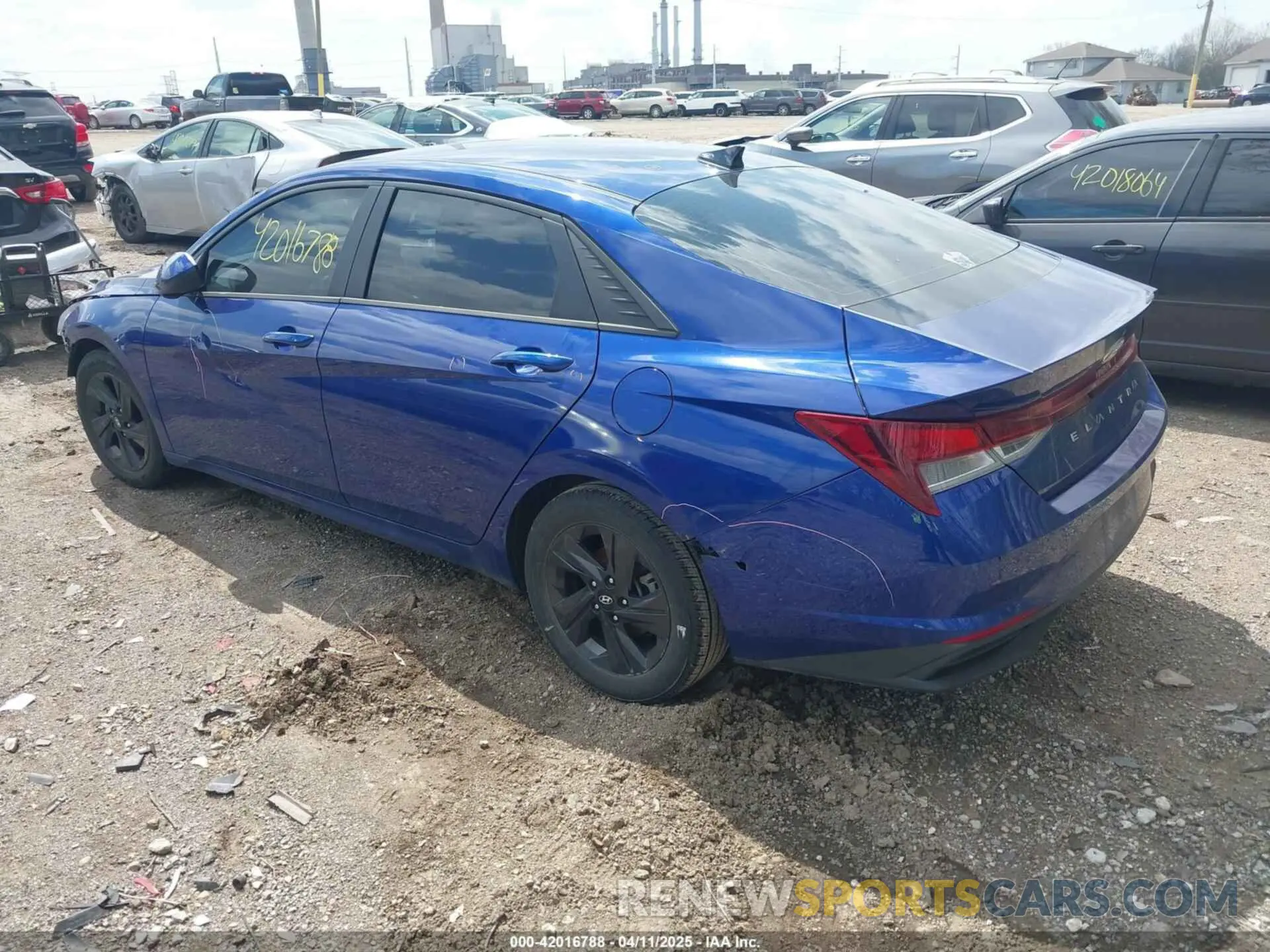 3 fotografías del automóvil dañado 5NPLM4AG7MH045336 HYUNDAI ELANTRA 2021