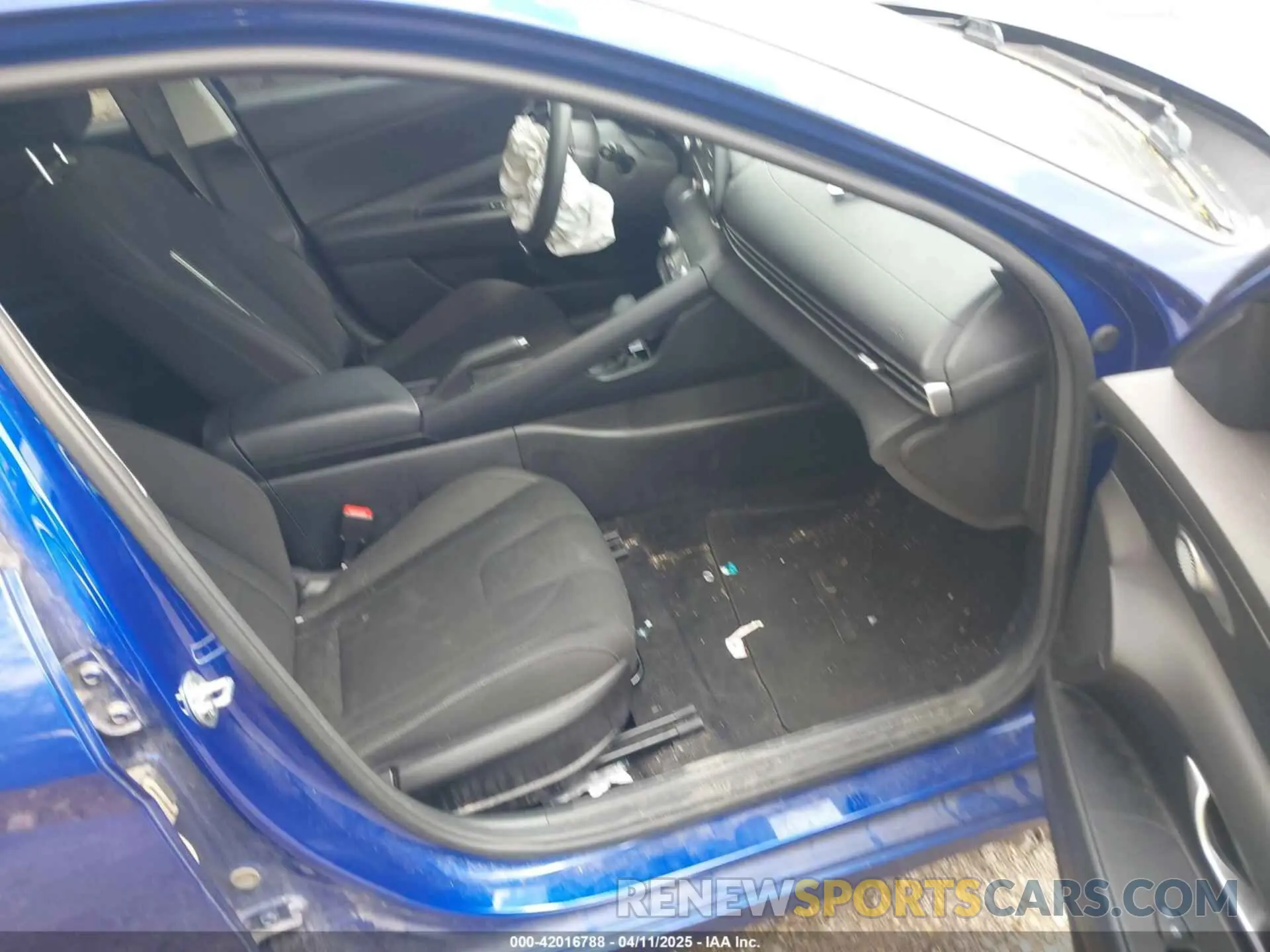 5 fotografías del automóvil dañado 5NPLM4AG7MH045336 HYUNDAI ELANTRA 2021